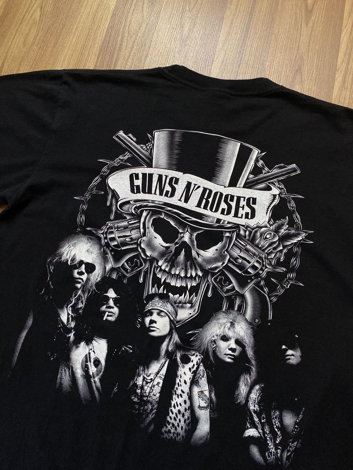 Band Tees Vintage Y2K Guns N Roses T Shirt Metallica Pantera Size US L / EU 52-54 / 3 - 4 Thumbnail