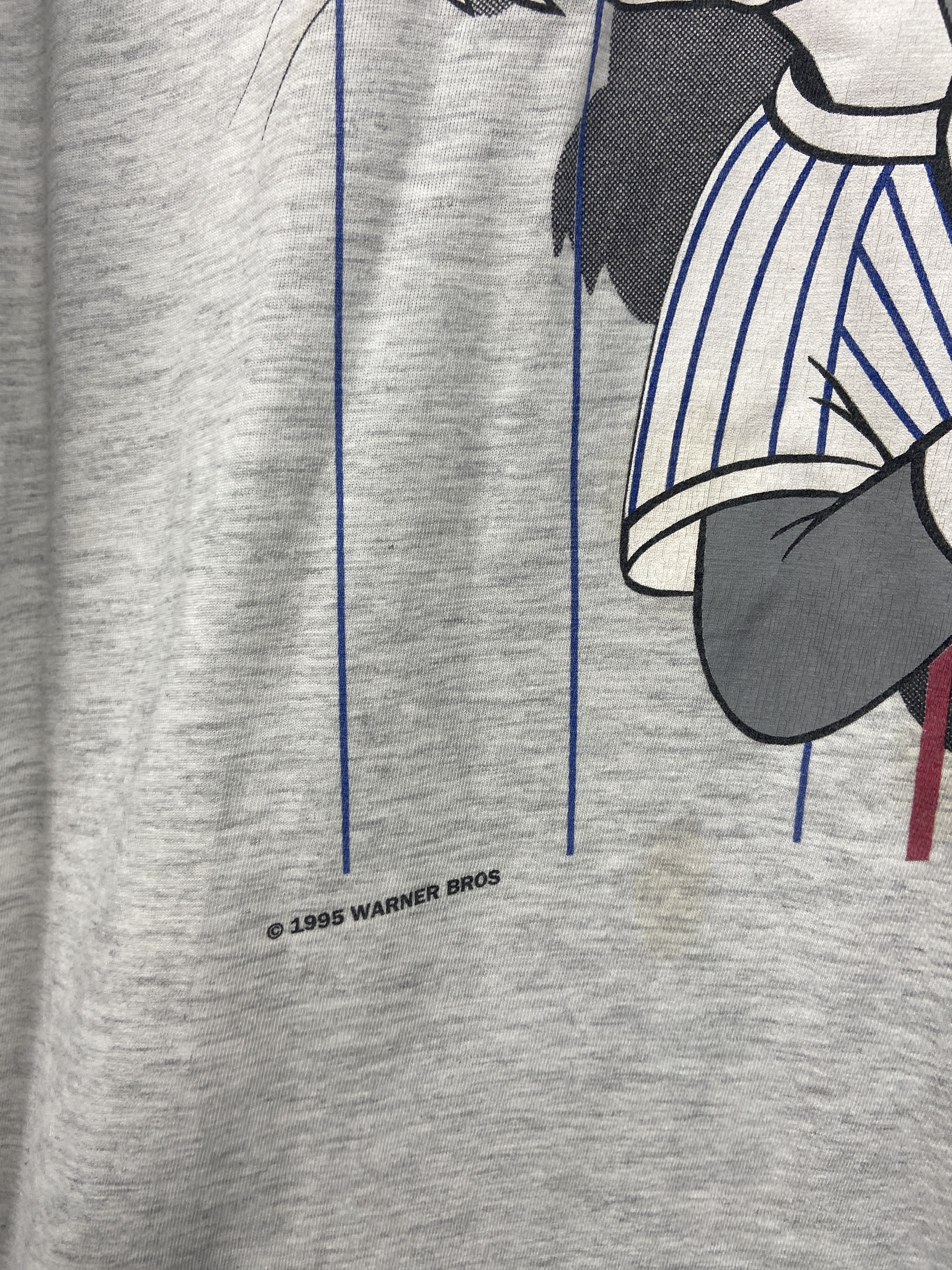 MLB Yankees Vintage 1995 MLB Warner Bros T-Shirt Tee Size US XL / EU 56 / 4 - 5 Thumbnail