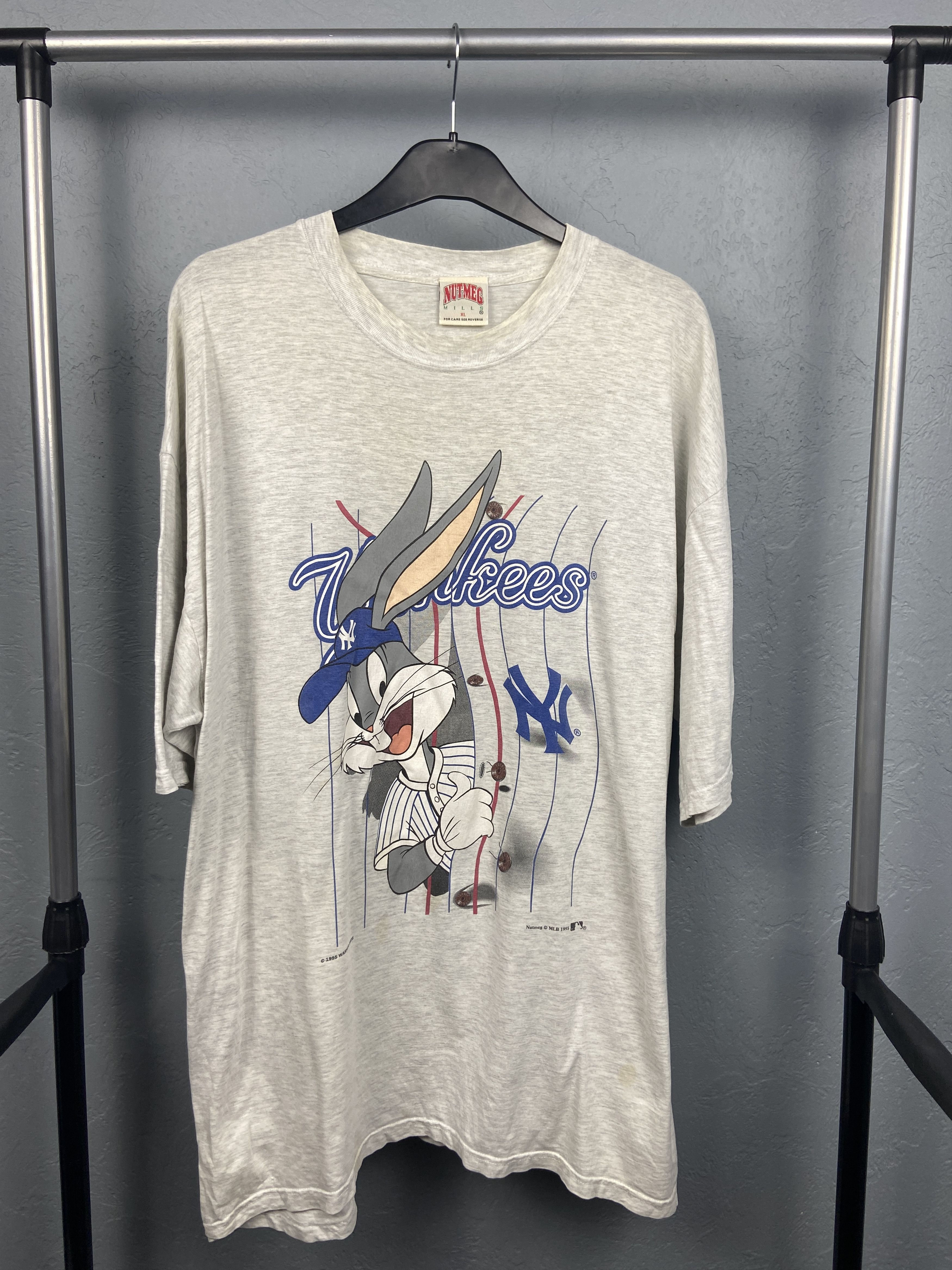 MLB Yankees Vintage 1995 MLB Warner Bros T-Shirt Tee Size US XL / EU 56 / 4 - 1 Thumbnail