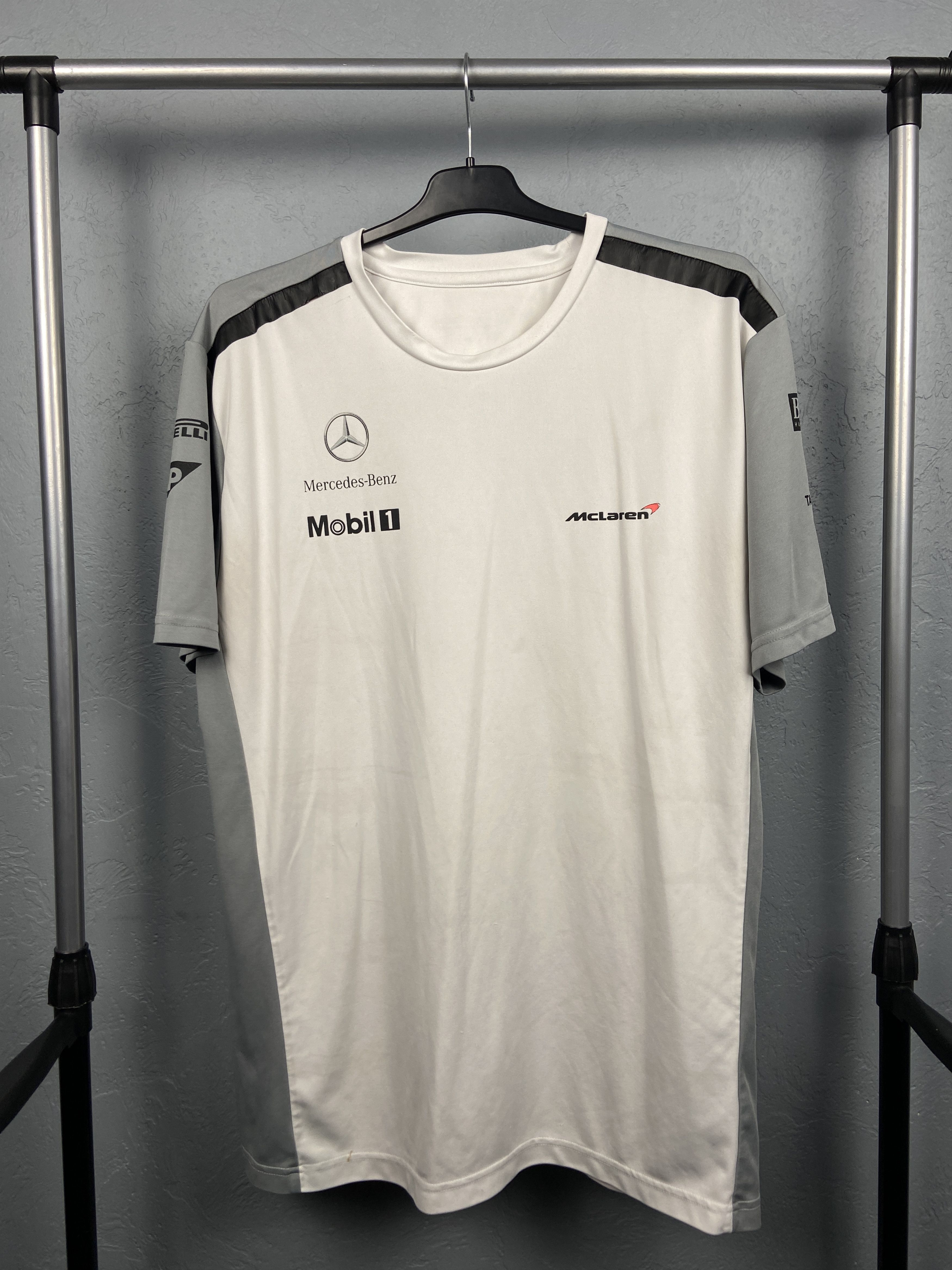 Formula 1 Mercedes Benz McLaren Vintage Racing T-Shirt Tee Size US XXL / EU 58 / 5 - 1 Thumbnail