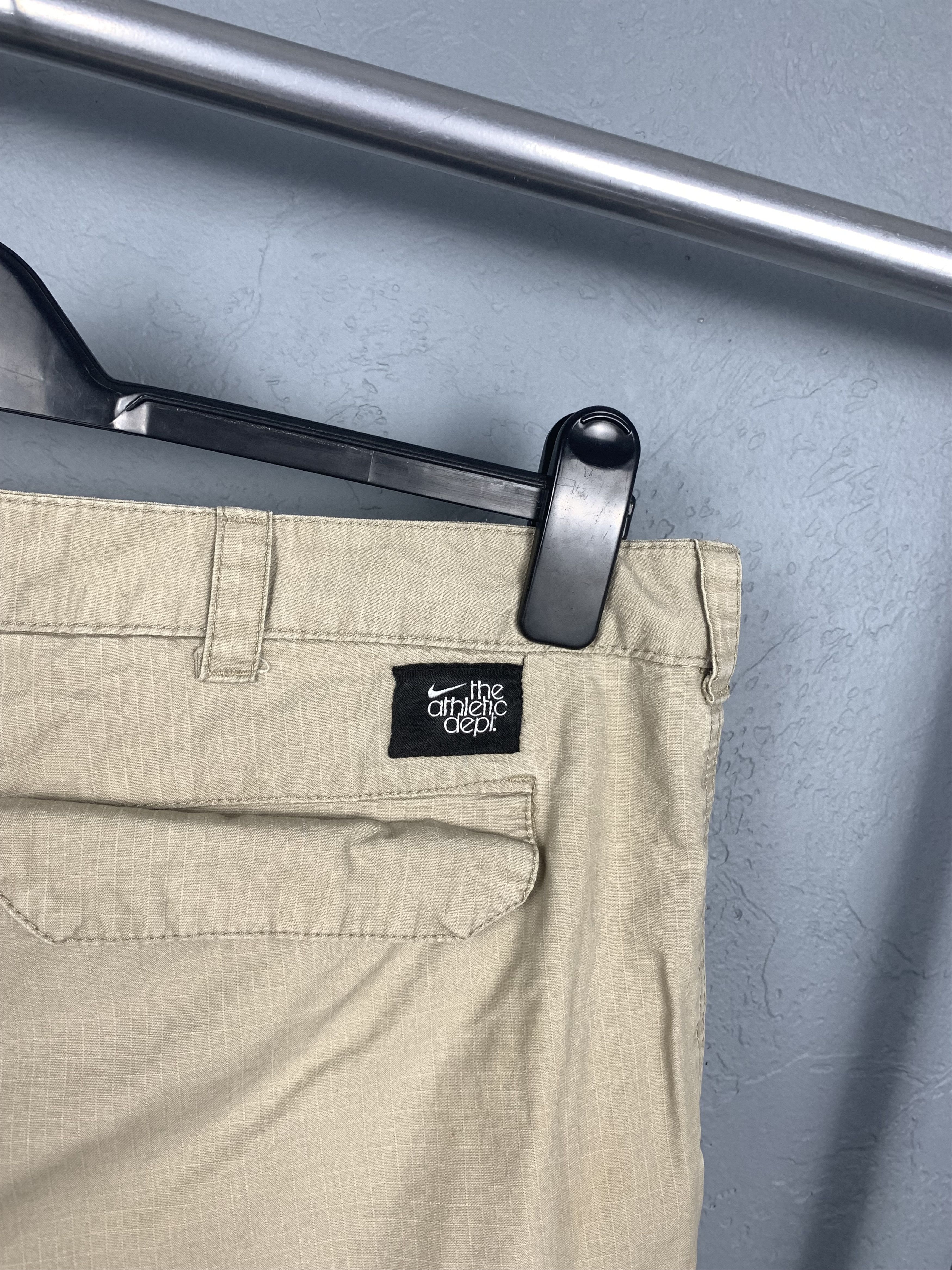 Nike × Vintage Vintage Nike Mens Cargo Shorts Y2K Size US 36 / EU 52 - 6 Thumbnail