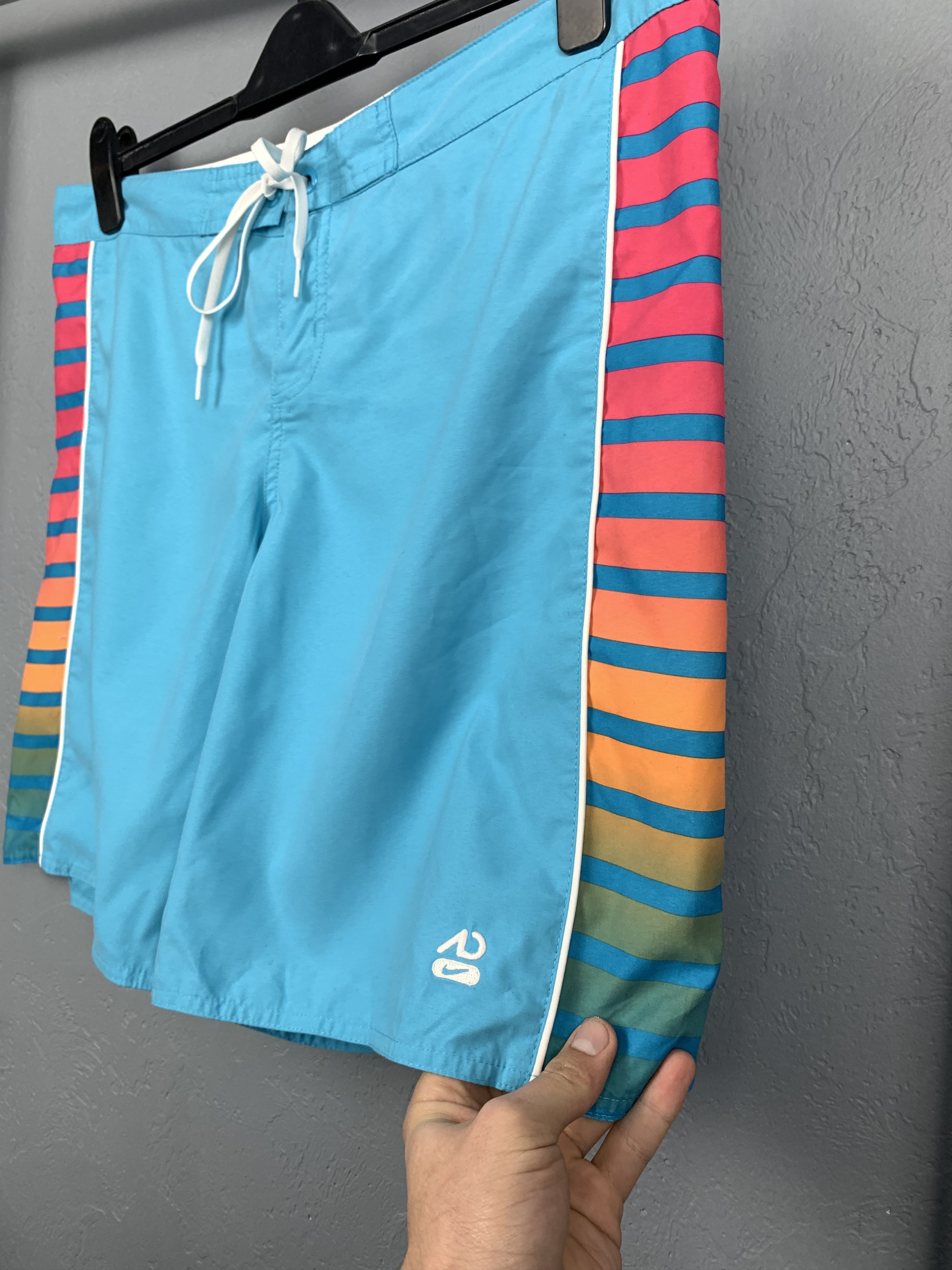 Nike × Vintage Vintage Nike Mens Shorts Y2K Size US 36 / EU 52 - 2 Thumbnail