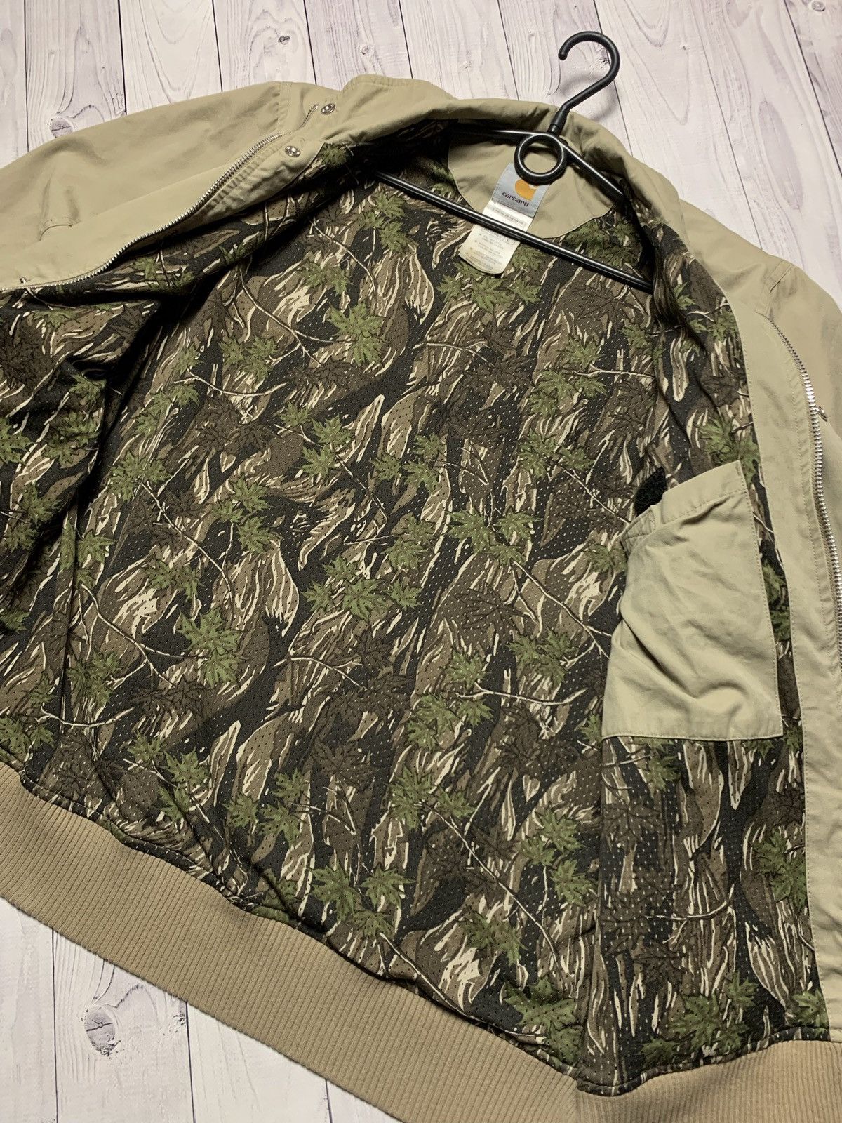 Carhartt Vintage Carhartt Wip bomber jacket size L Size US L / EU 52-54 / 3 - 6 Thumbnail