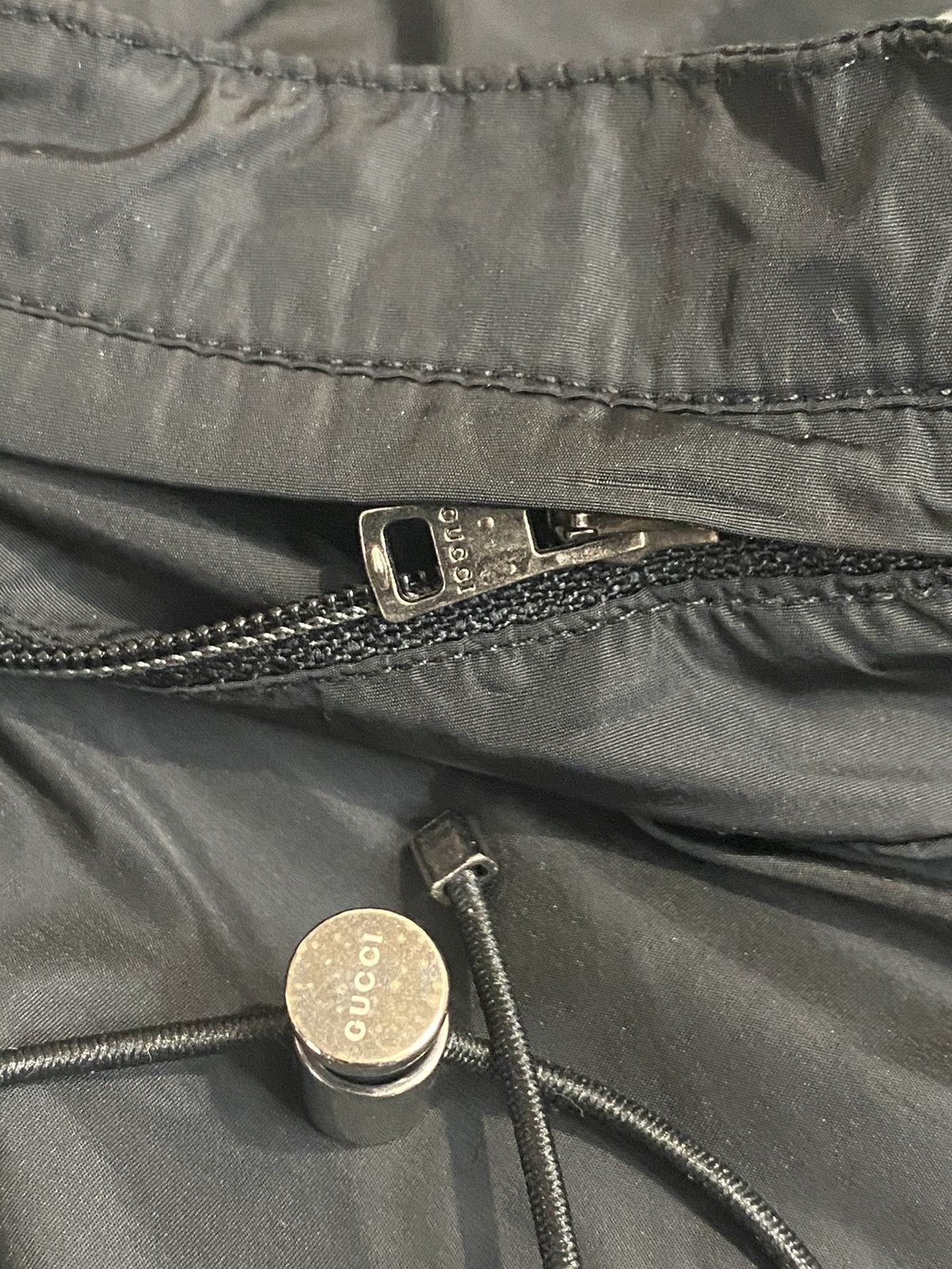 Gucci *FINAL* GUCCI BLACK NYLON LIGHT HOODED WINDBREAKER JACKET 46 Size US S / EU 44-46 / 1 - 16 Thumbnail