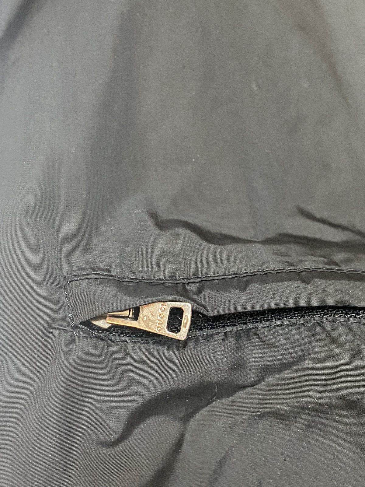 Gucci *FINAL* GUCCI BLACK NYLON LIGHT HOODED WINDBREAKER JACKET 46 Size US S / EU 44-46 / 1 - 20 Thumbnail