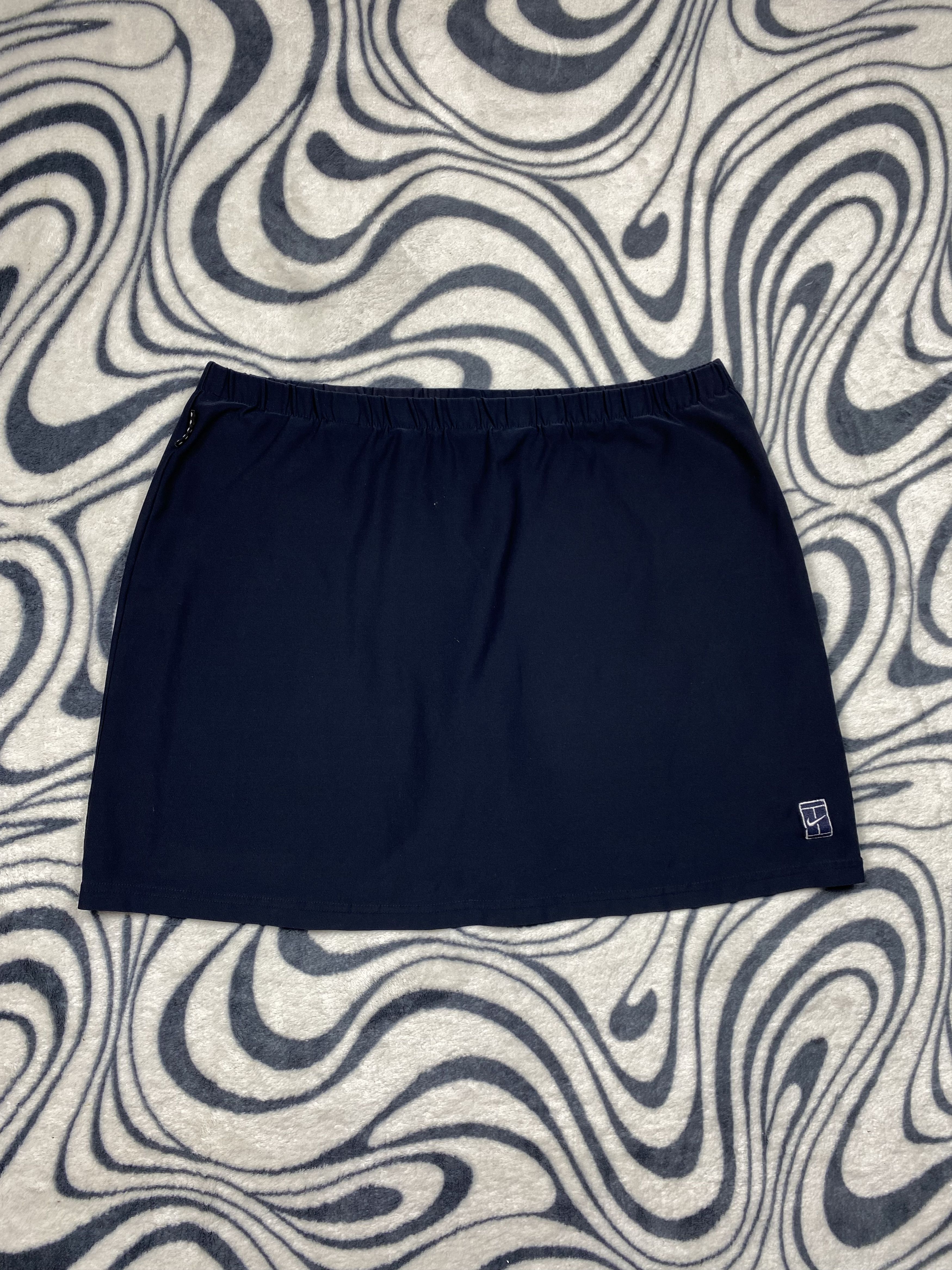 Nike Nike Vintage Womens Nike Challenge Court Tennis Skirt Ladies Size 30" / US 8 / IT 44 - 1 Thumbnail