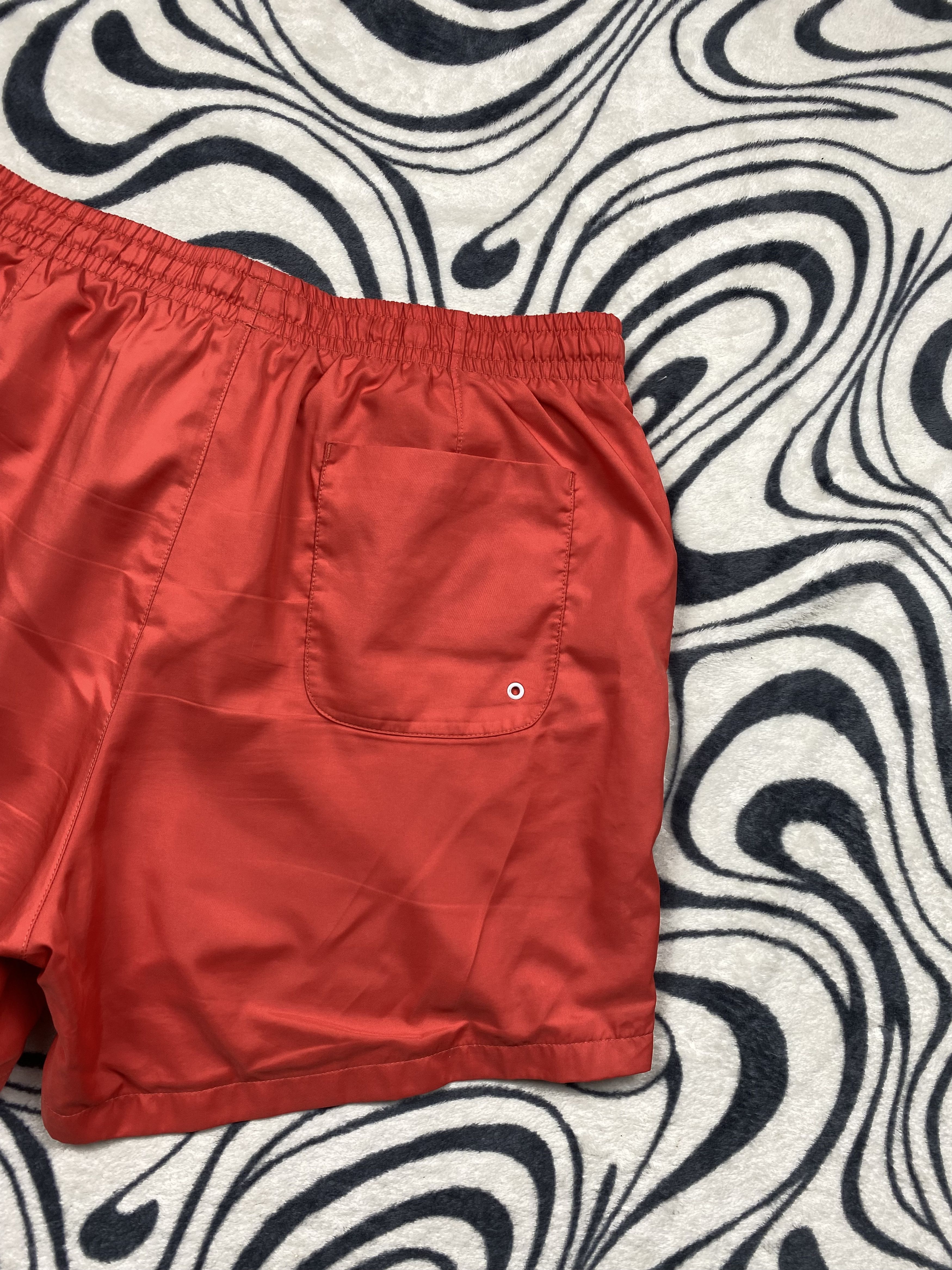 Nike × Vintage Nike Vintage Mens Nylon Shorts Swoosh Y2K Size US 36 / EU 52 - 8 Thumbnail