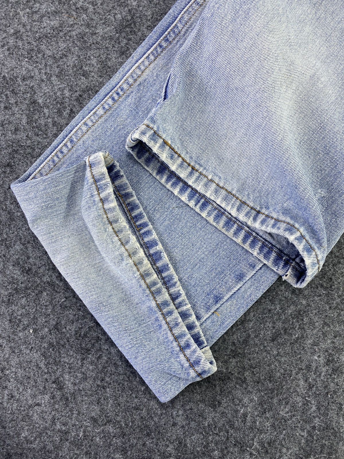 Levi's Vintage Levi's 505 Jeans Distress Blue Wash - J757 Size US 36 / EU 52 - 8 Thumbnail