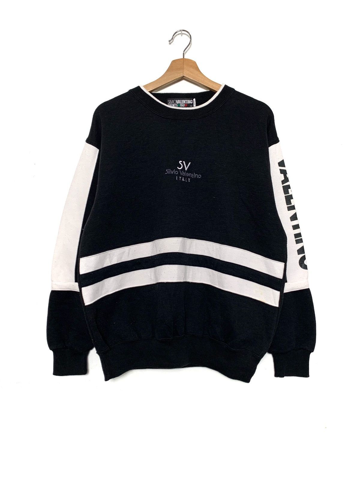 Valentino Vintage Silvio Valentino Center Logo Crewneck Sweatshirt Size US M / EU 48-50 / 2 - 1 Thumbnail