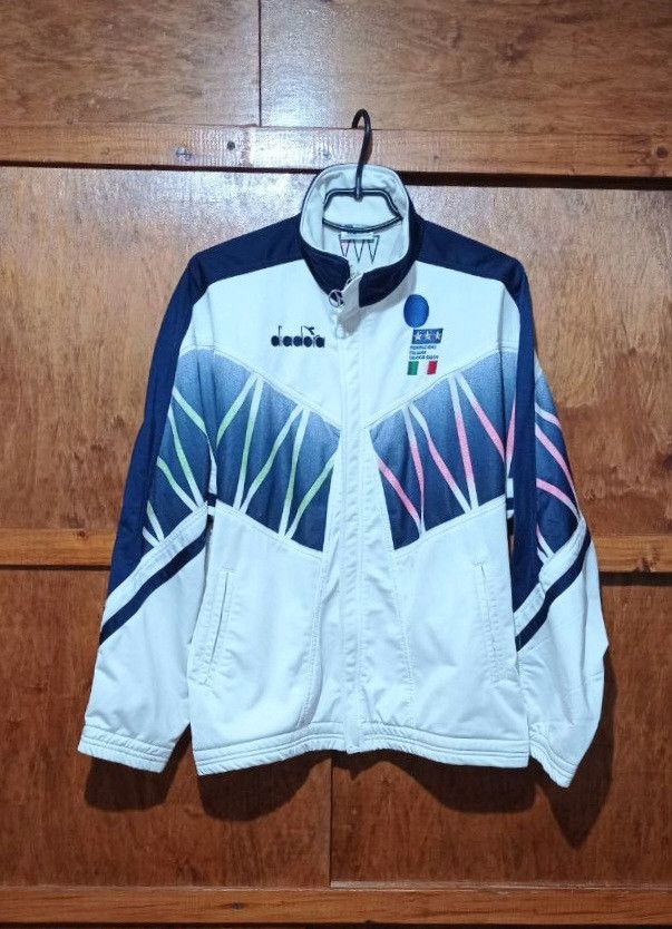 Diadora Vintage Y2K Italy soccer jacket world cup 1994 siz L