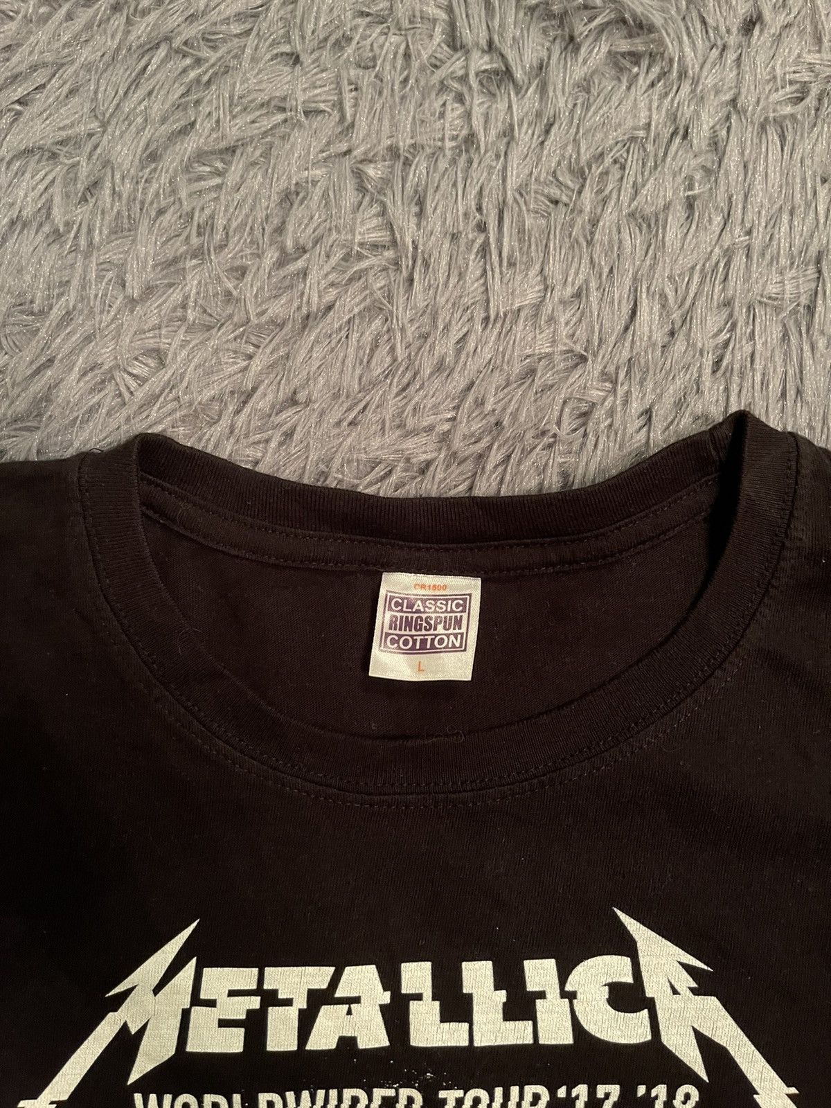 Band Tees × Metallica × Vintage Metallica 2017 tour official t-shirt Size US L / EU 52-54 / 3 - 5 Thumbnail