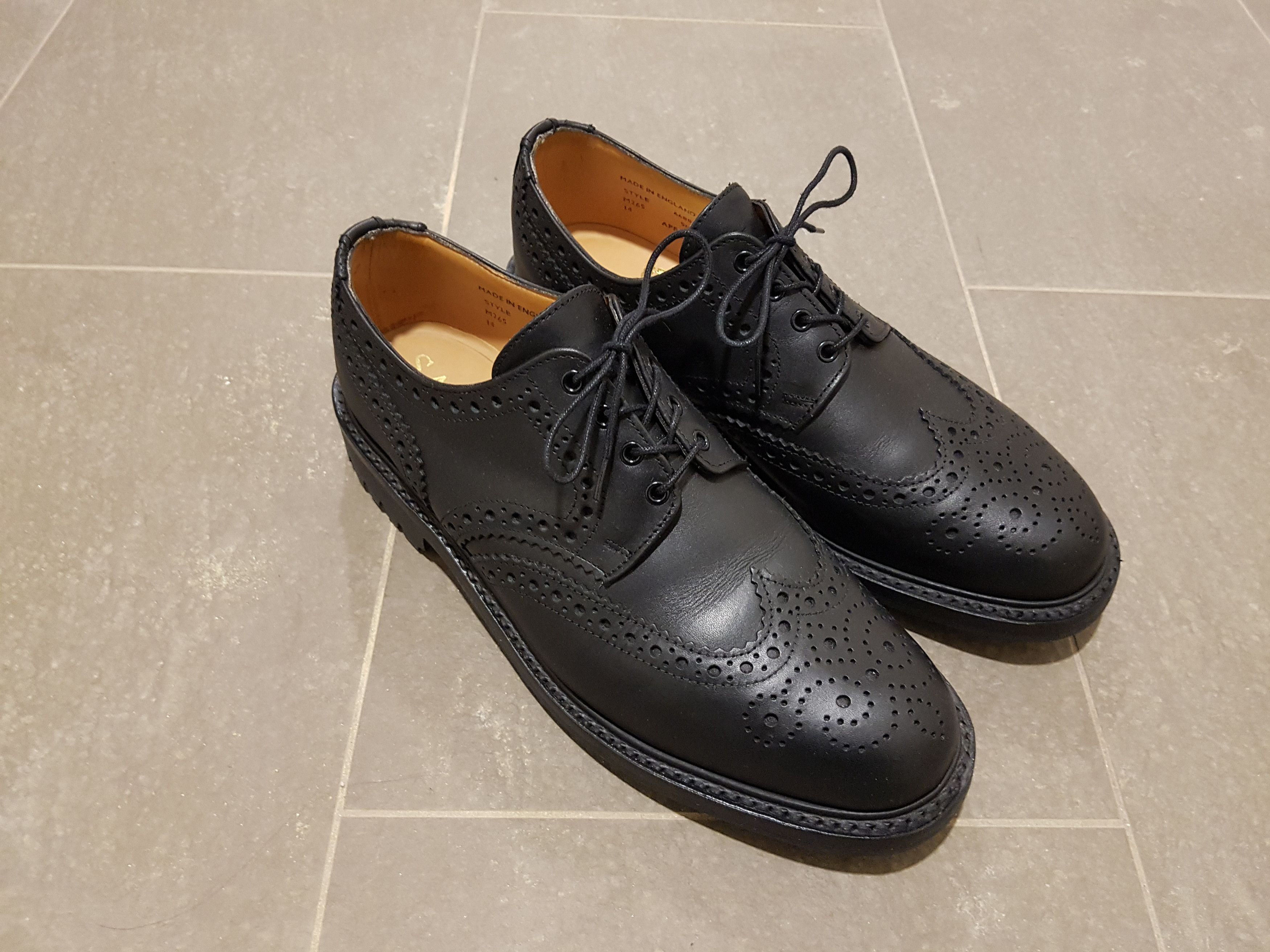 Sanders Salisbury Black Brogue Gibson Derby Shoe Commando