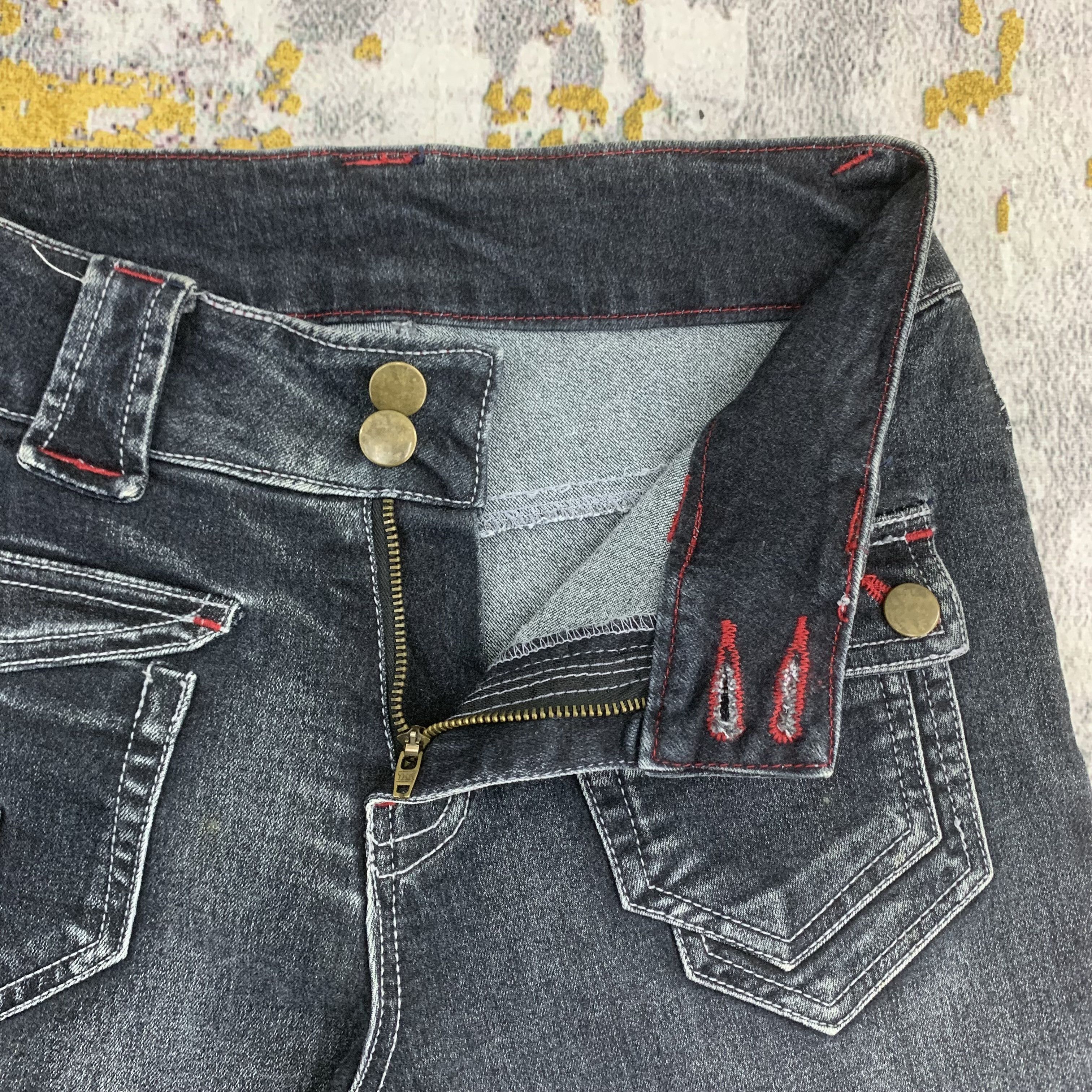 Japanese Brand Flared Jeans Bush Pants Black Womenswear size 25 Size 26" / US 2 / IT 38 - 3 Thumbnail