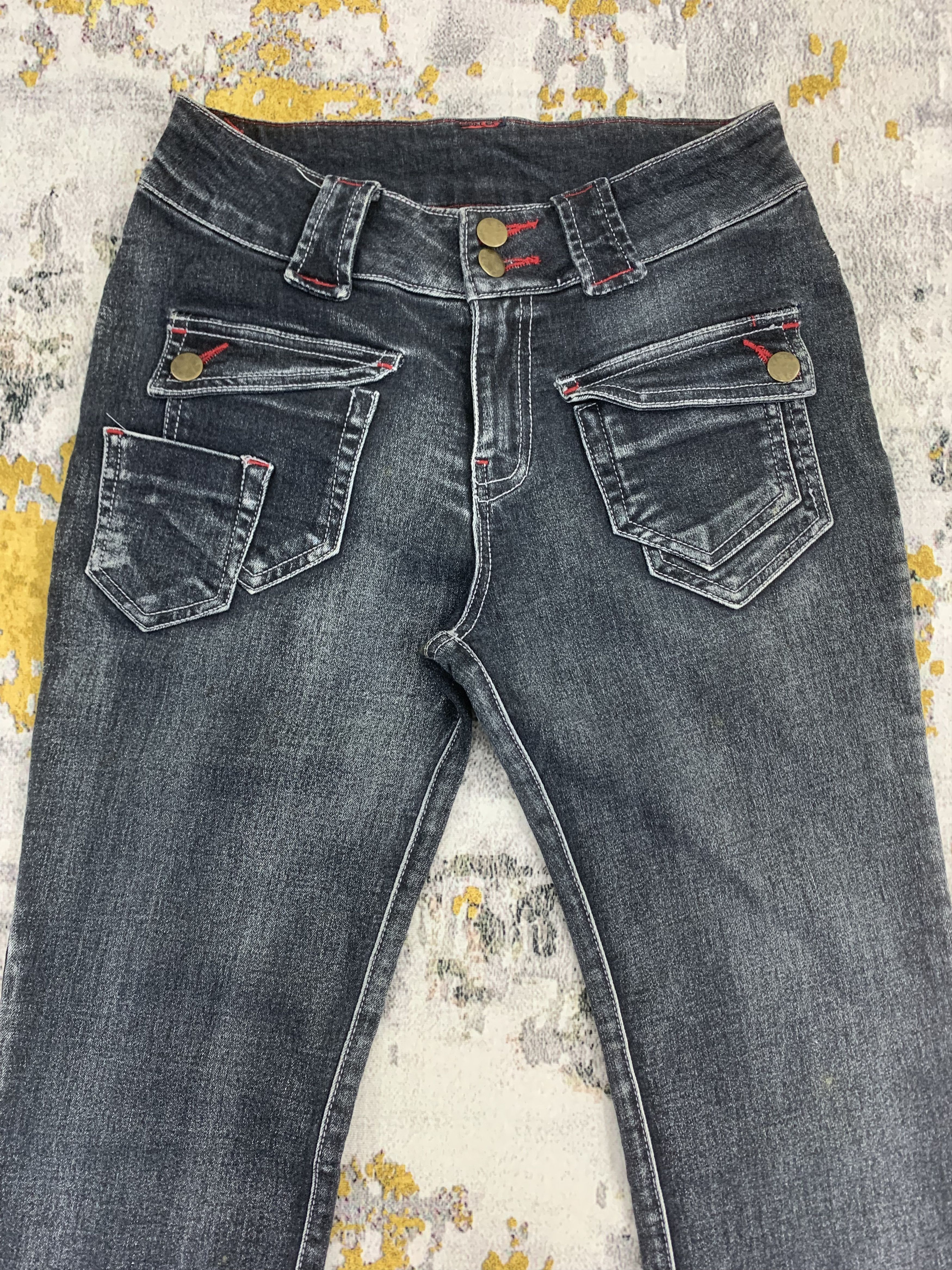 Japanese Brand Flared Jeans Bush Pants Black Womenswear size 25 Size 26" / US 2 / IT 38 - 2 Thumbnail