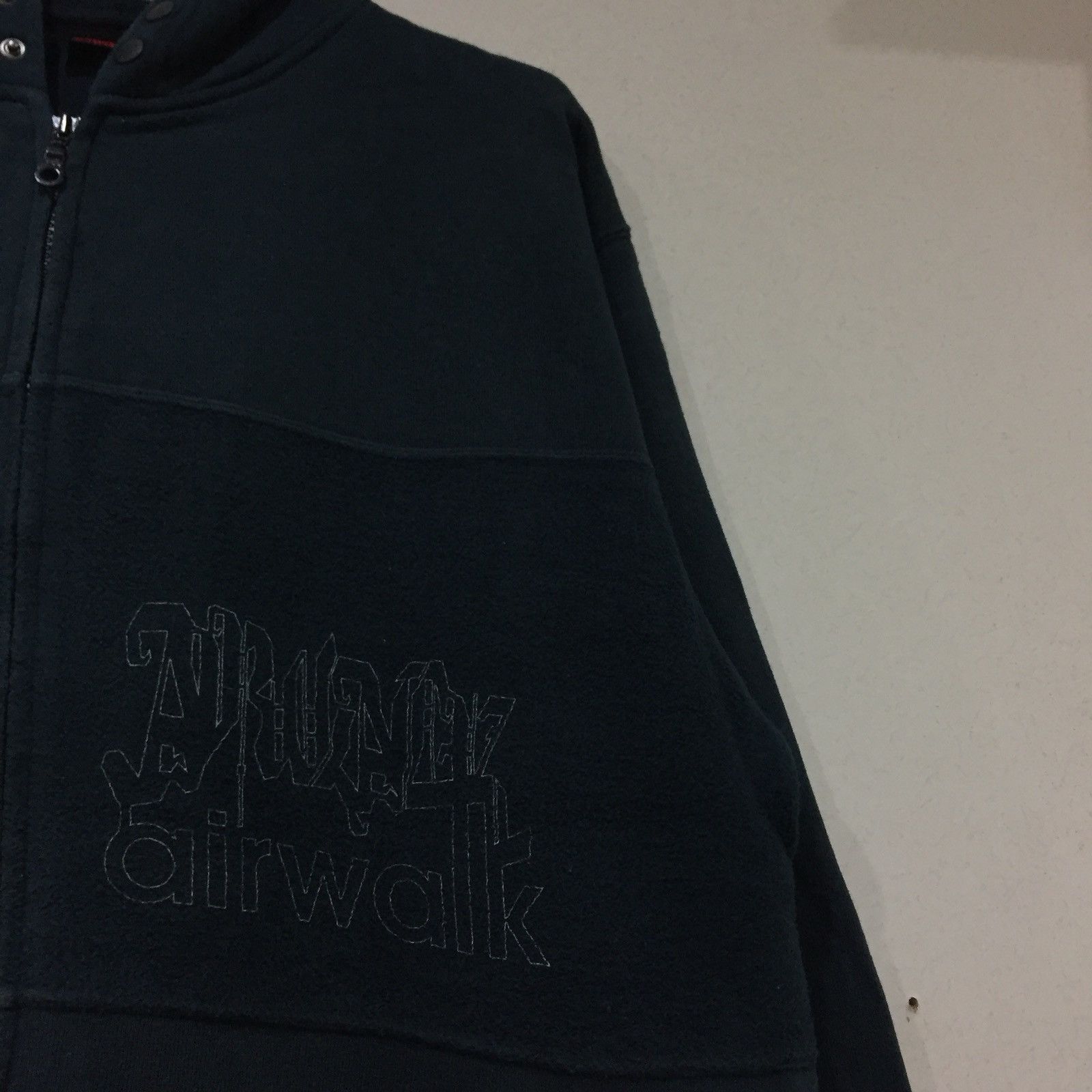 Other AIRWALK Hoodie Spell Out Big Logo.. Hip Hop.. streetwear Size US XL / EU 56 / 4 - 5 Thumbnail