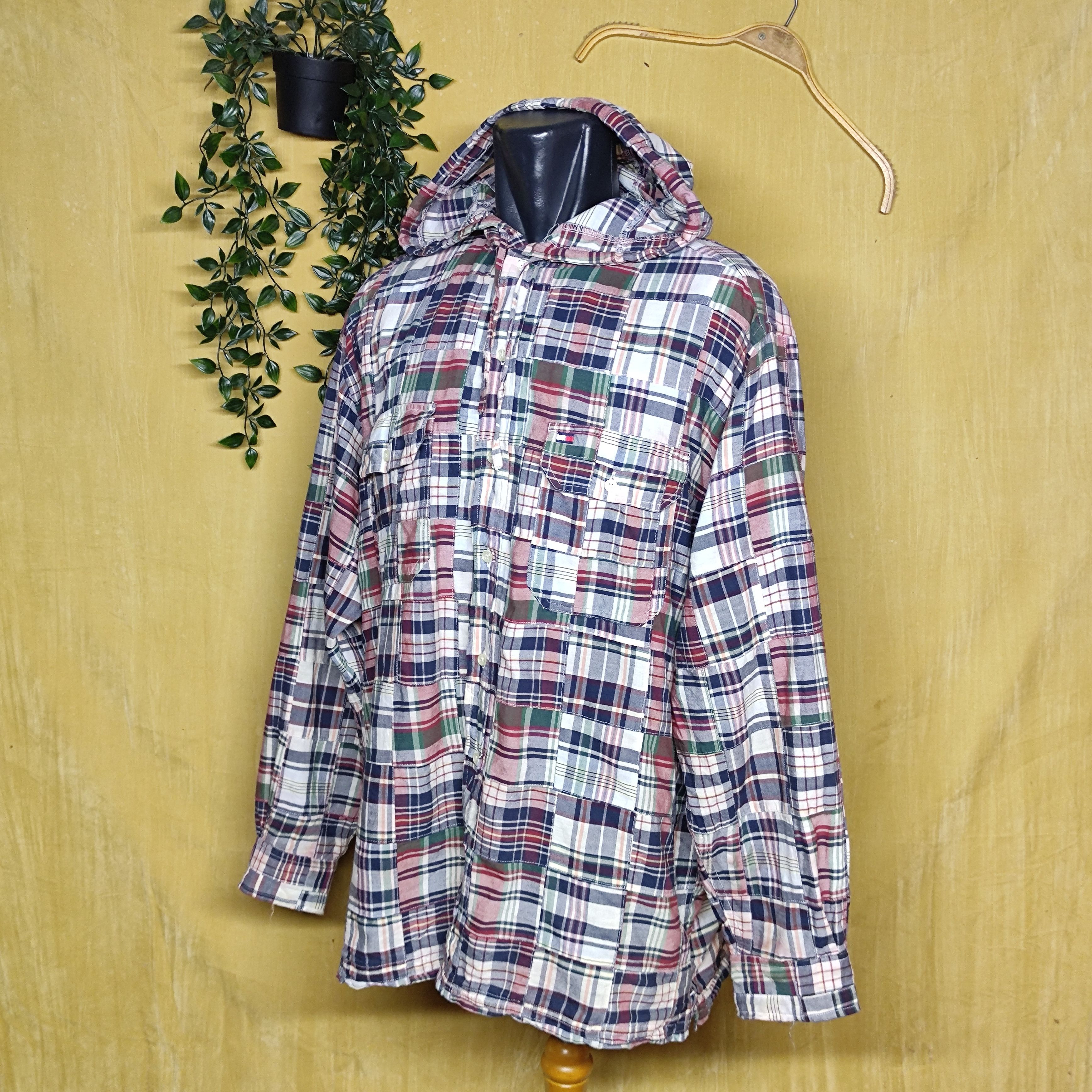 Tommy Hilfiger × Vintage Tommy Hilfiger hooded Flannel PatchWork Size US XL / EU 56 / 4 - 6 Thumbnail