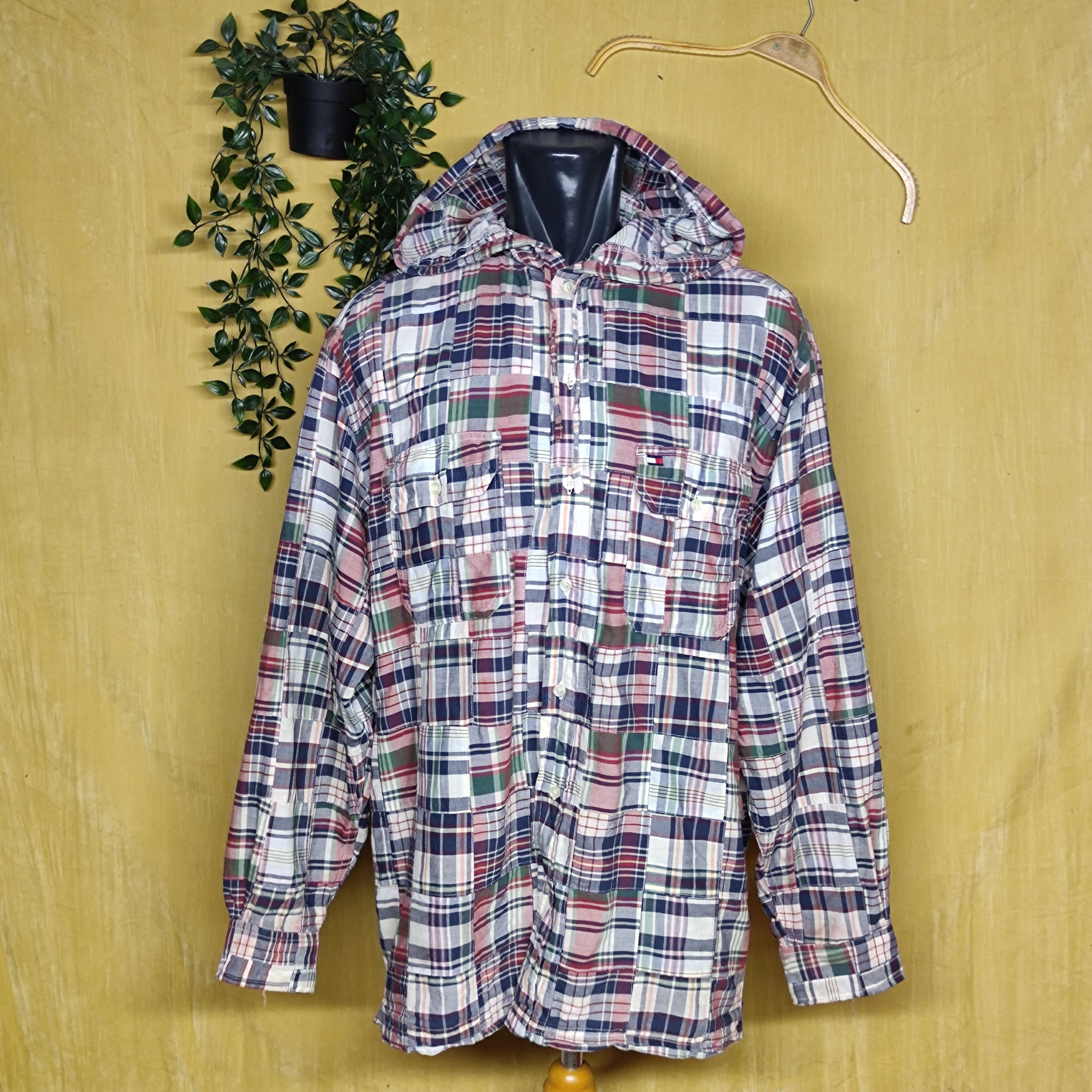 Tommy Hilfiger × Vintage Tommy Hilfiger hooded Flannel PatchWork Size US XL / EU 56 / 4 - 1 Thumbnail