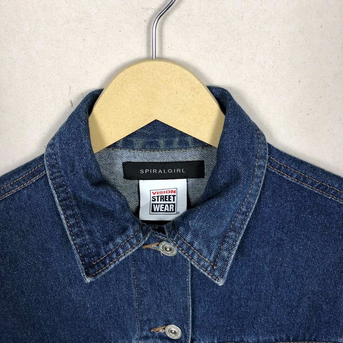 Girl Skateboards × Vision Streetwear Vintage Vision Streetwear Spiralgirl Denim Trucker Jacket Size US S / EU 44-46 / 1 - 5 Thumbnail