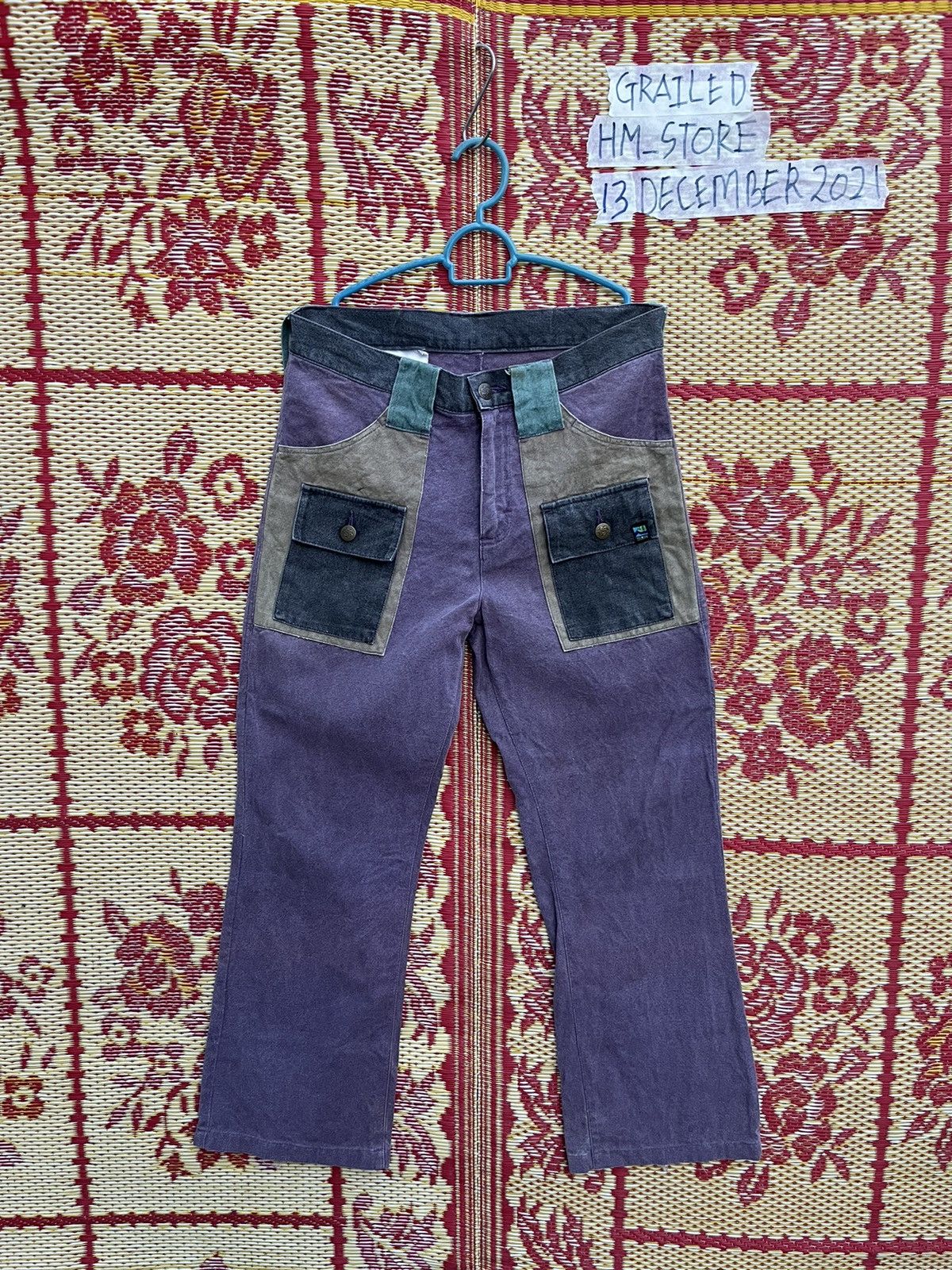 20471120 (A64). VINTAGE RENATURE FLARE BUSH PANTS Size US 31 - 1 Thumbnail