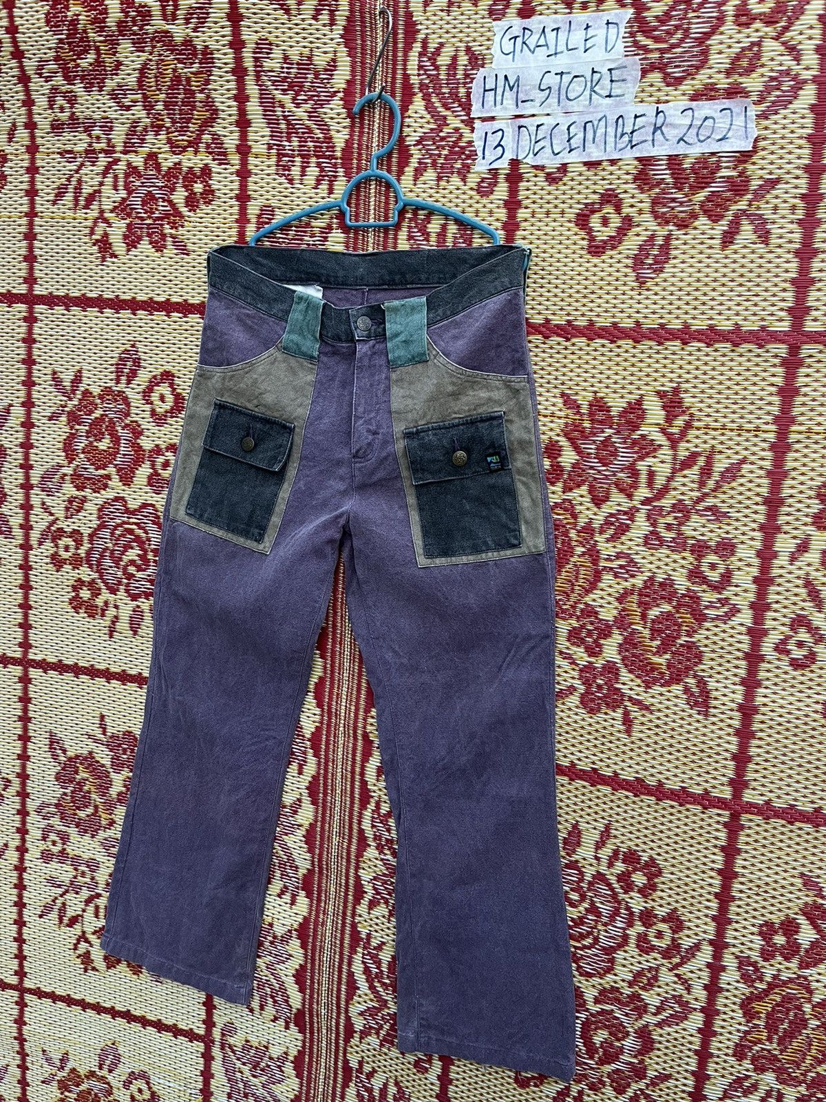 20471120 (A64). VINTAGE RENATURE FLARE BUSH PANTS Size US 31 - 3 Thumbnail