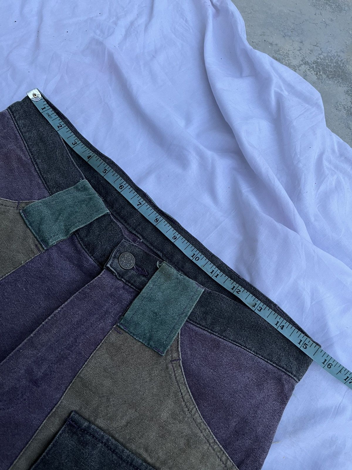 20471120 (A64). VINTAGE RENATURE FLARE BUSH PANTS Size US 31 - 9 Thumbnail