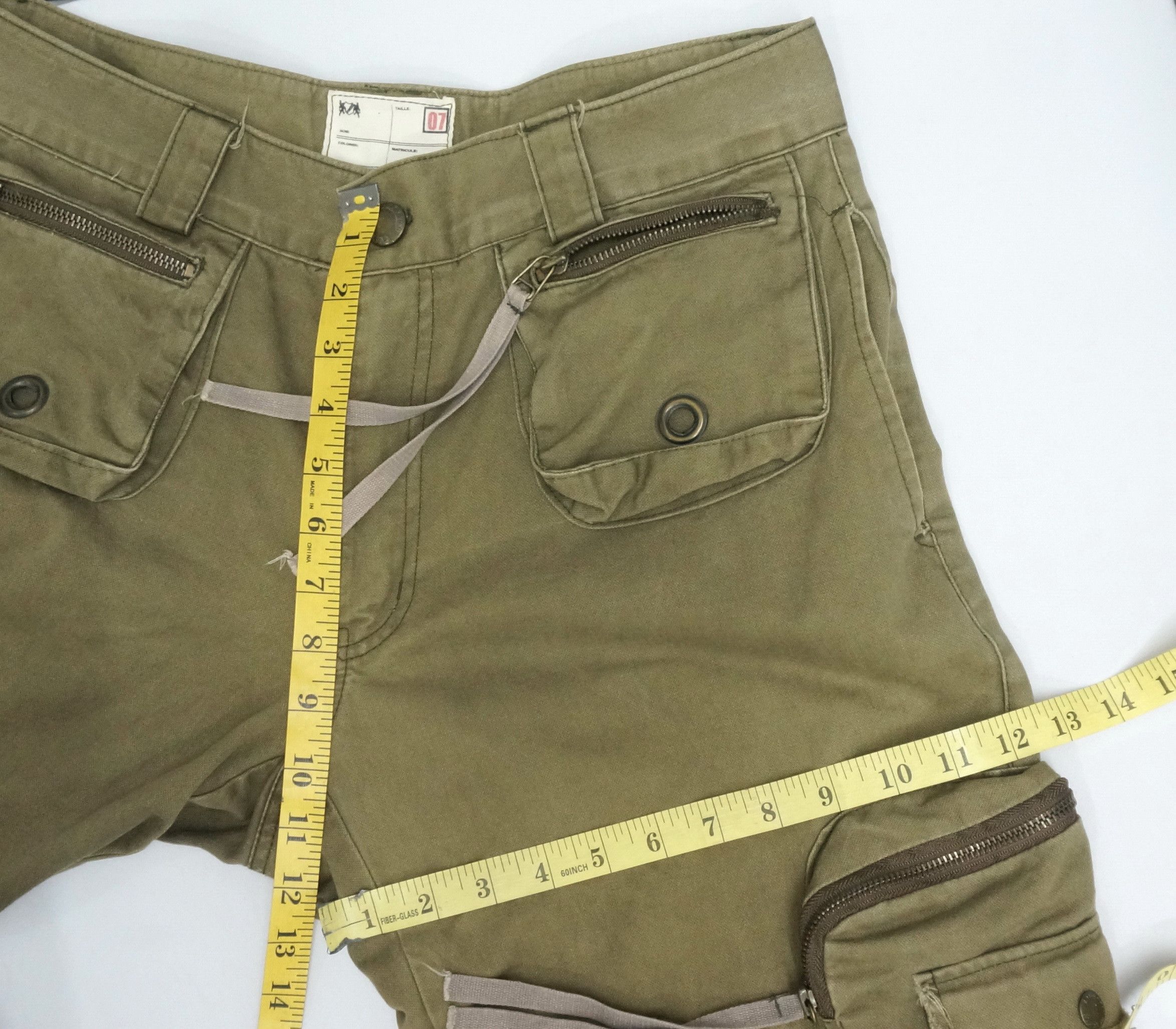 Japanese Brand DopeVtg! SISKELI Japan Wide Flared Worn Out 3D Cargo Pants Size US 33 - 11 Thumbnail