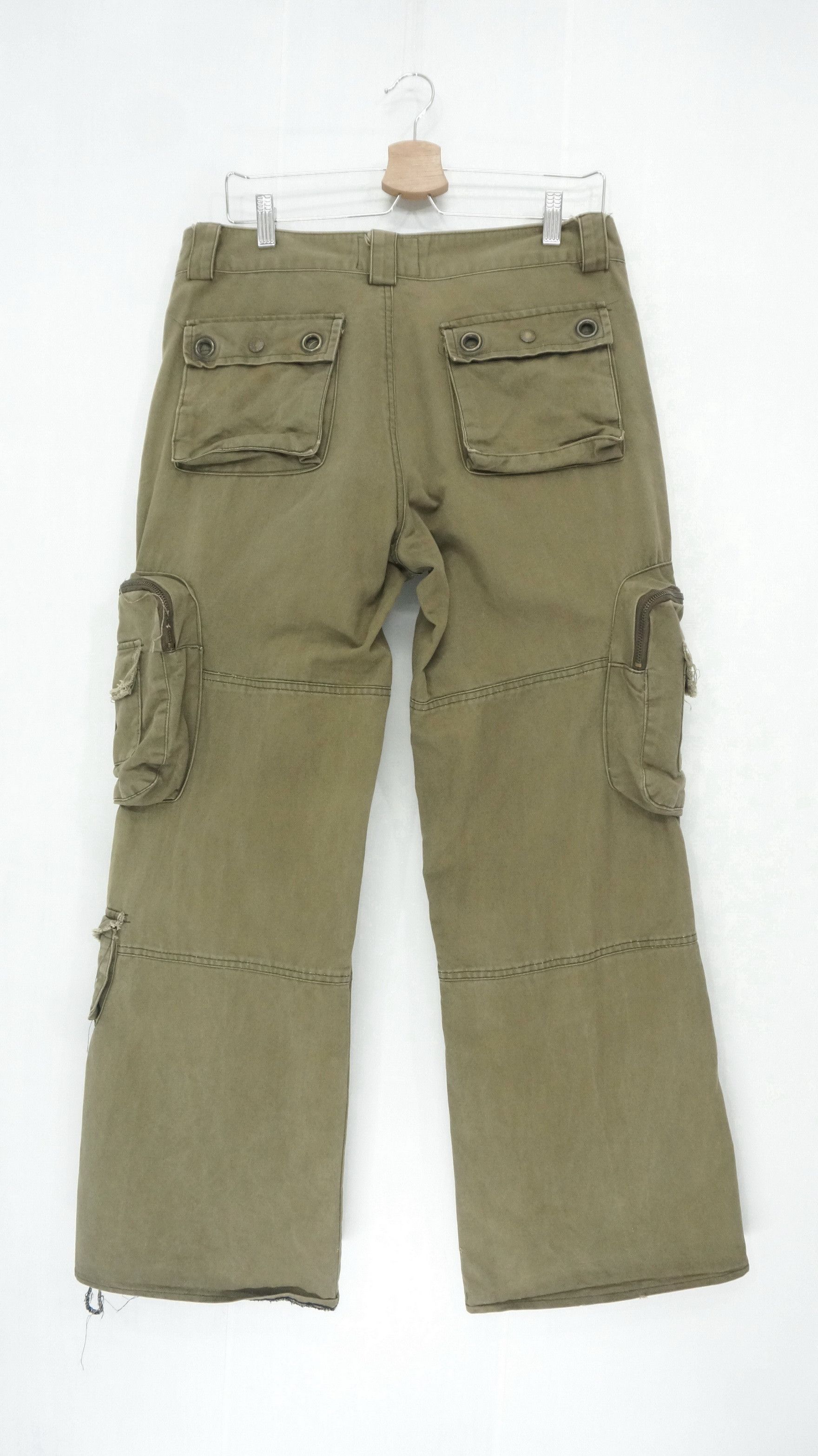 Japanese Brand DopeVtg! SISKELI Japan Wide Flared Worn Out 3D Cargo Pants Size US 33 - 3 Thumbnail