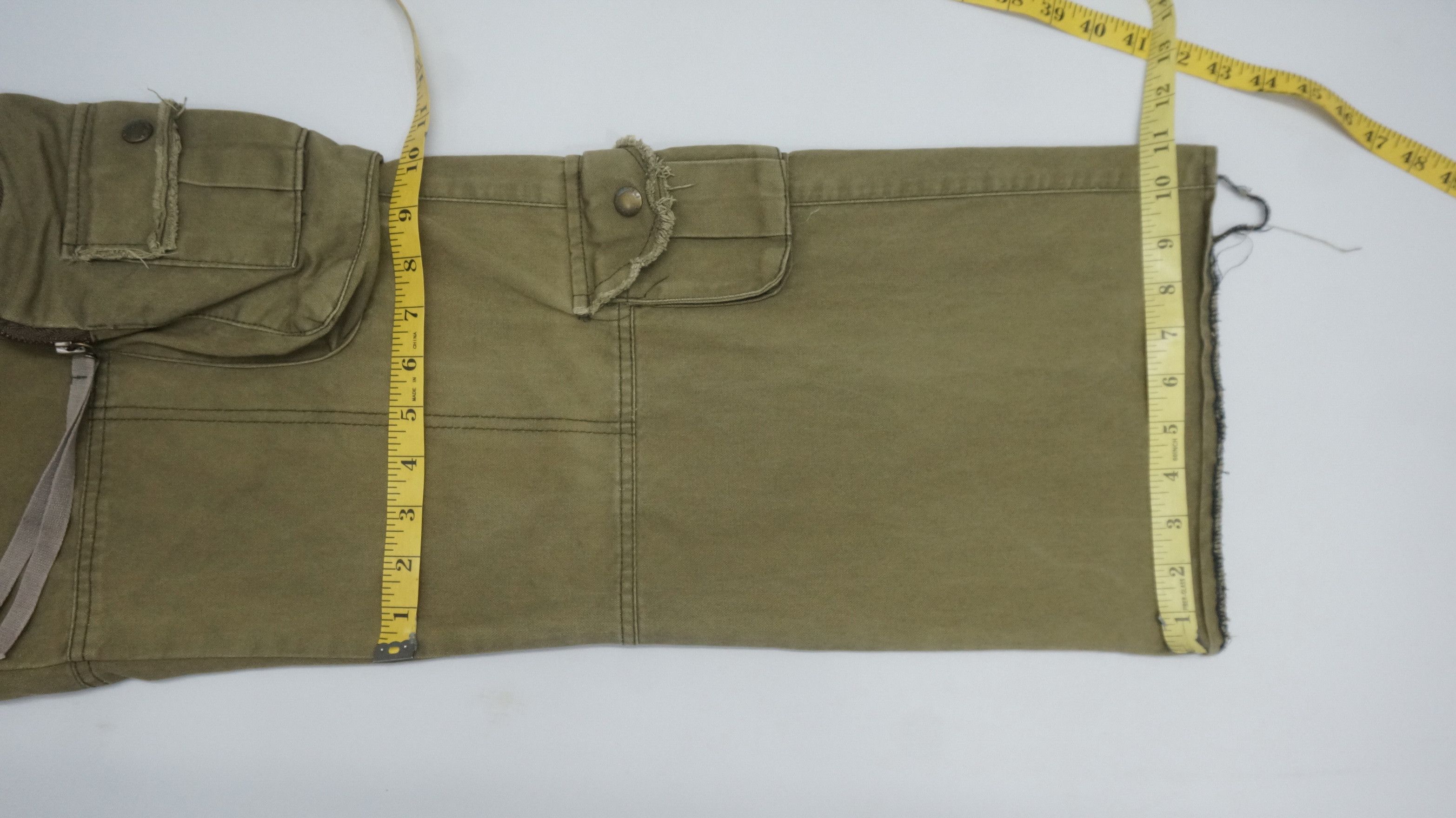 Japanese Brand DopeVtg! SISKELI Japan Wide Flared Worn Out 3D Cargo Pants Size US 33 - 13 Thumbnail