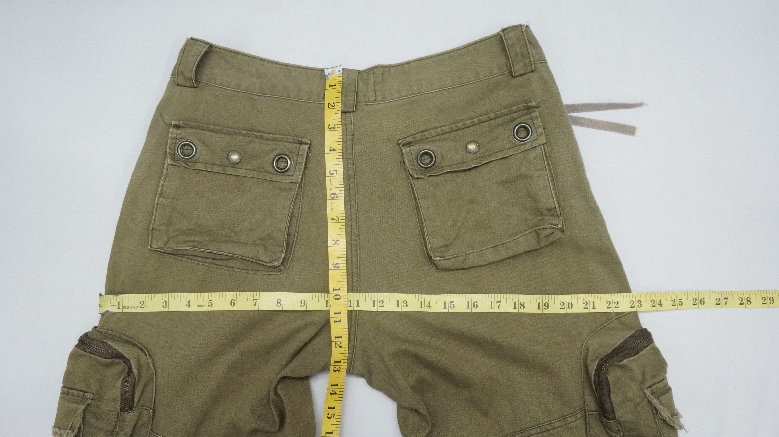 Japanese Brand DopeVtg! SISKELI Japan Wide Flared Worn Out 3D Cargo Pants Size US 33 - 14 Thumbnail