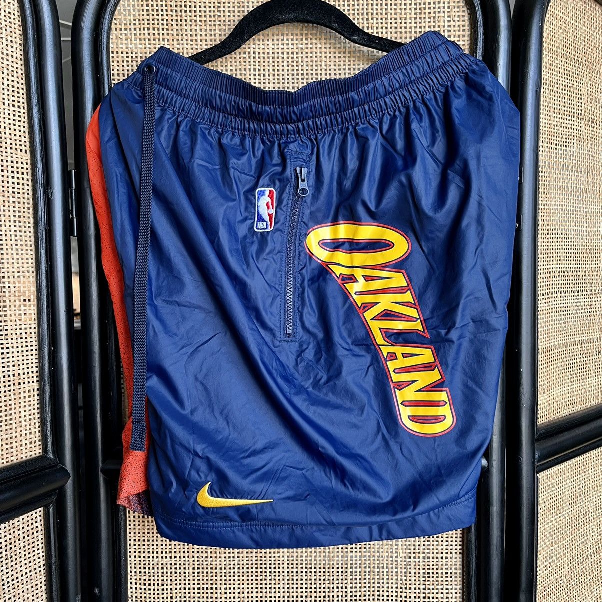 NBA × Nike Golden State Warriors NBA x Nike ‘20 City Edition Shorts Size US 34 / EU 50 - 4 Thumbnail