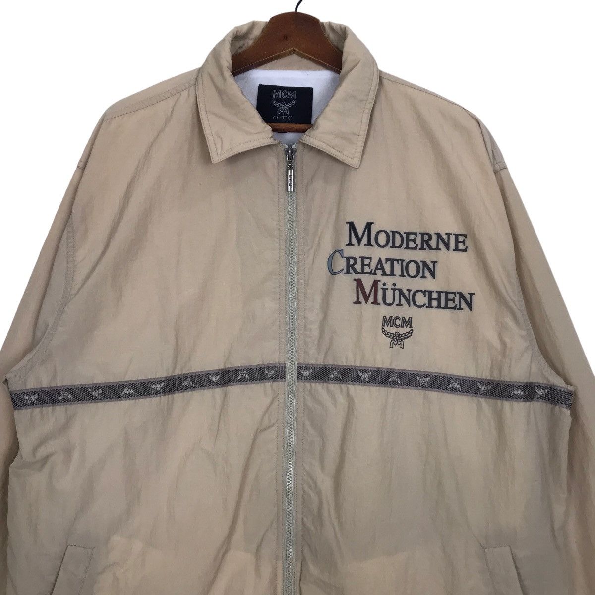 MCM × Vintage Vintage MCM Modern Creation Munchen Jacket Big Logo Size US L / EU 52-54 / 3 - 4 Thumbnail