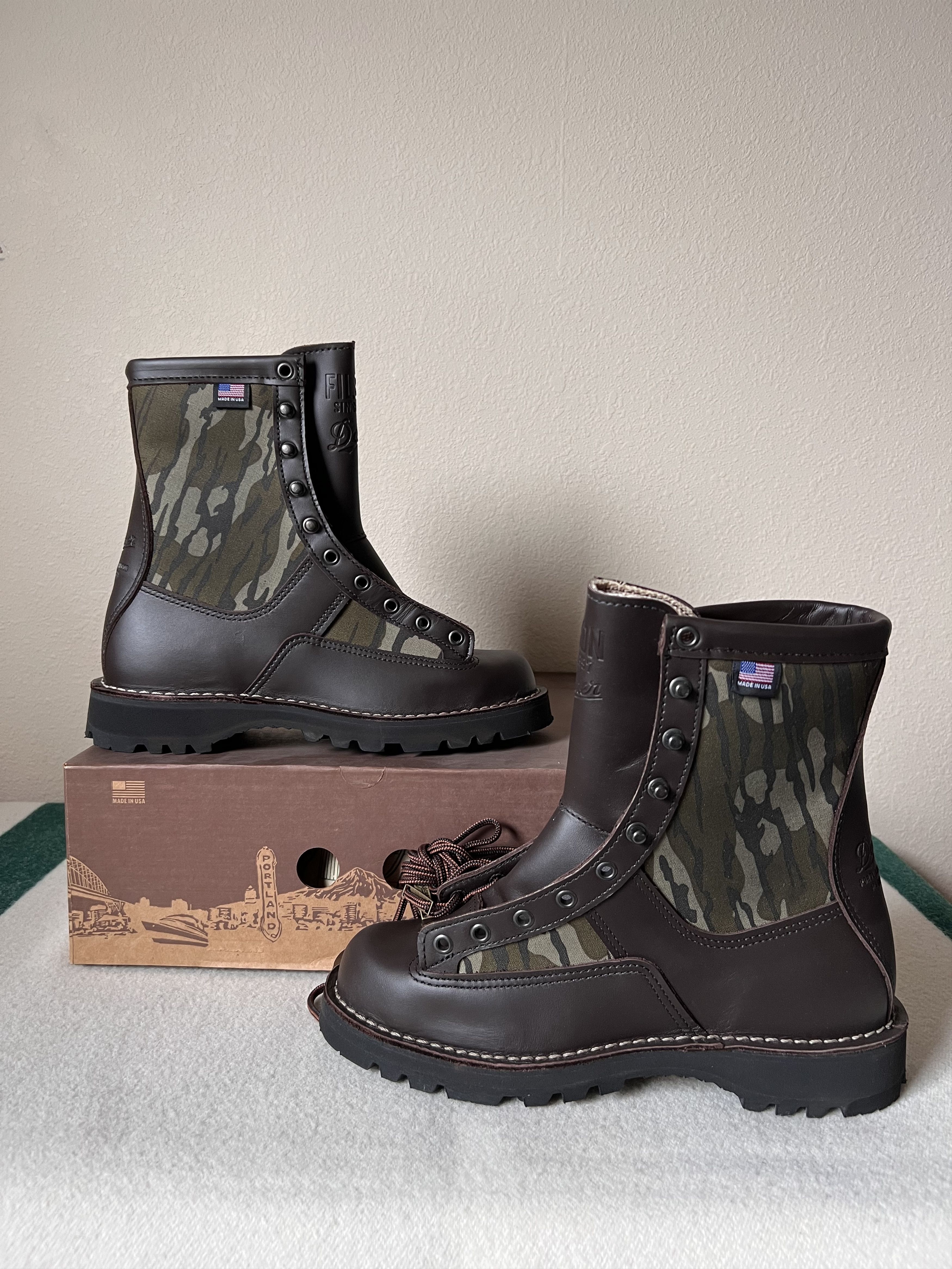Danner Filson Danner Grouse 8" Mossy Oak Boots Size US 7 / EU 40 - 2 Thumbnail