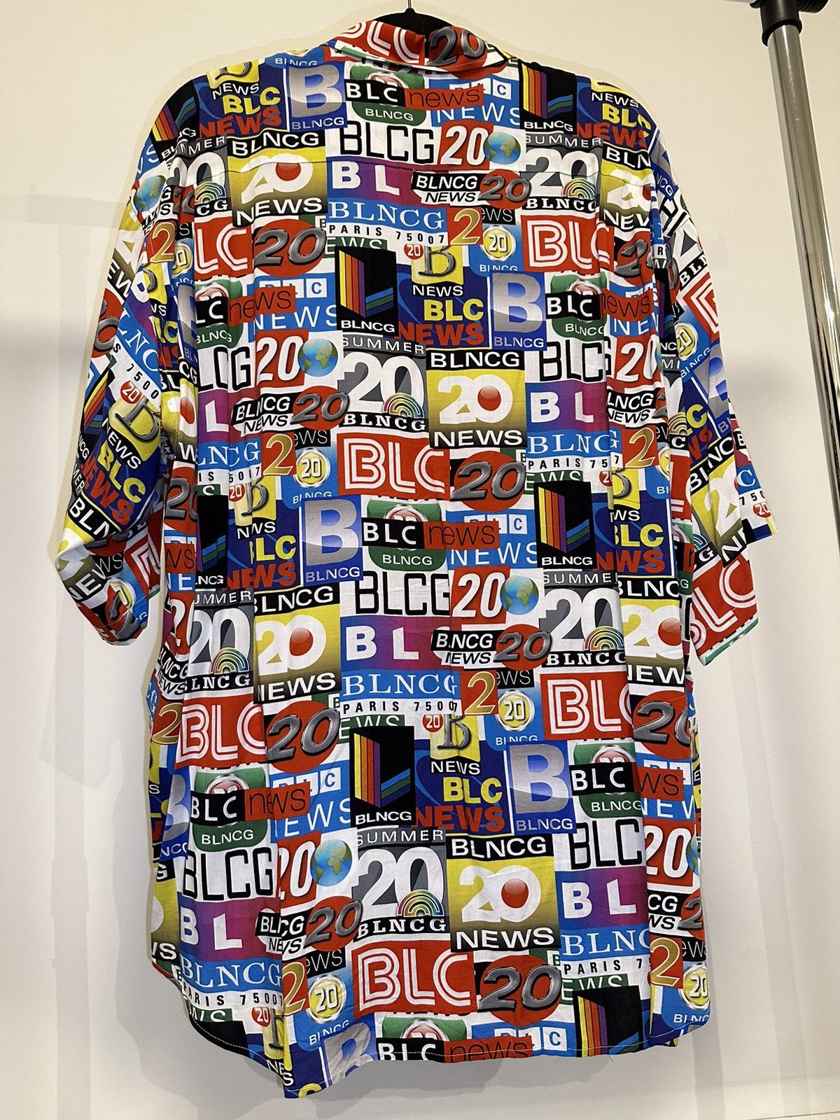Balenciaga LN BALENCIAGA TECHNO NEWS SHIRT SPRING SUMMER 20 Size US S / EU 44-46 / 1 - 3 Thumbnail
