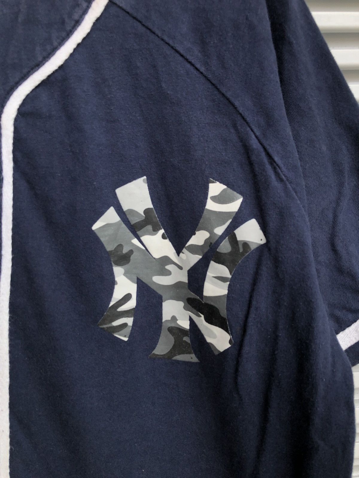 MLB Vintage New York Yankees Jersey Shirt/ Travis Flacko Scott Size US XL / EU 56 / 4 - 2 Thumbnail