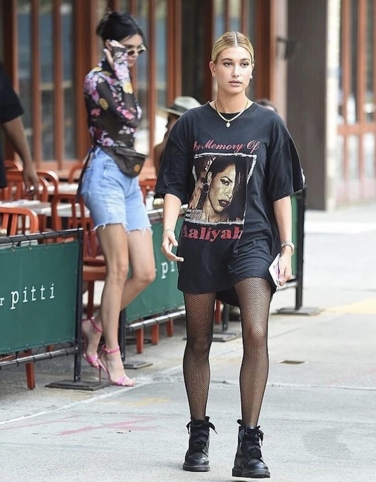 Rap Tees × Vintage Vintage Aaliyah Bootleg Tee Rap 2pac Supreme Size US L / EU 52-54 / 3 - 7 Thumbnail