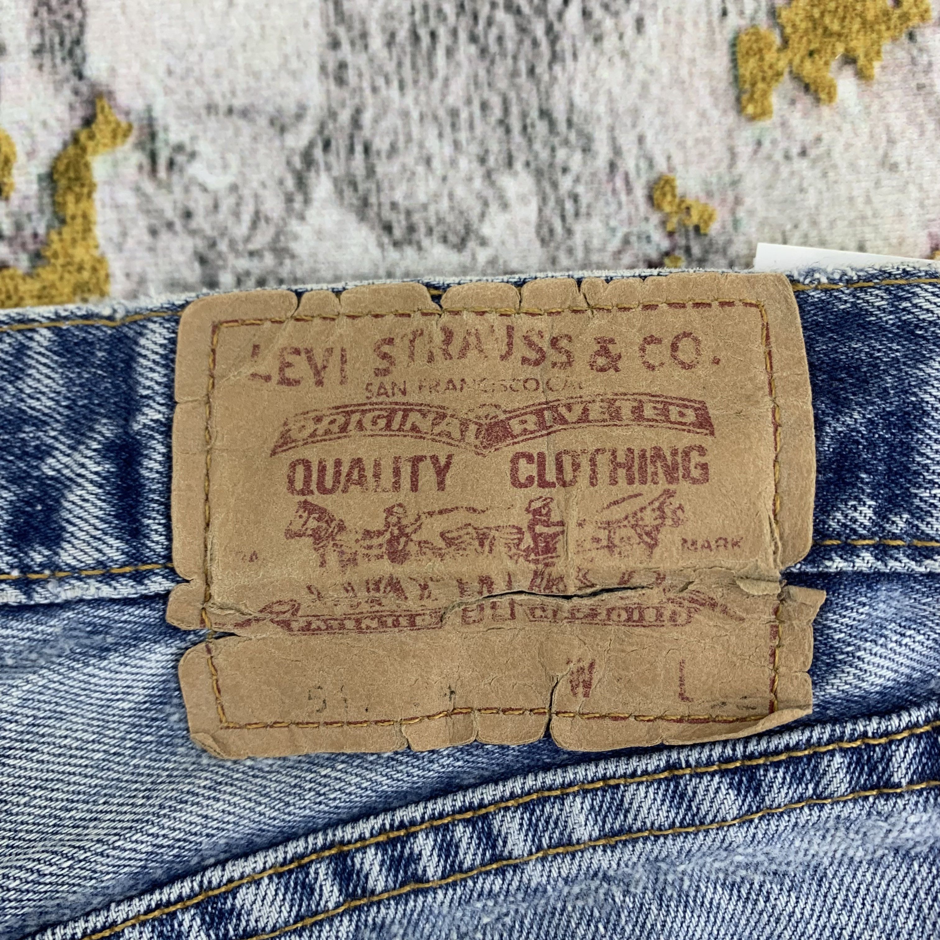 Levi's Vintage Levi's 517 Blue Denim Distressed Pants Size US 31 - 8 Thumbnail