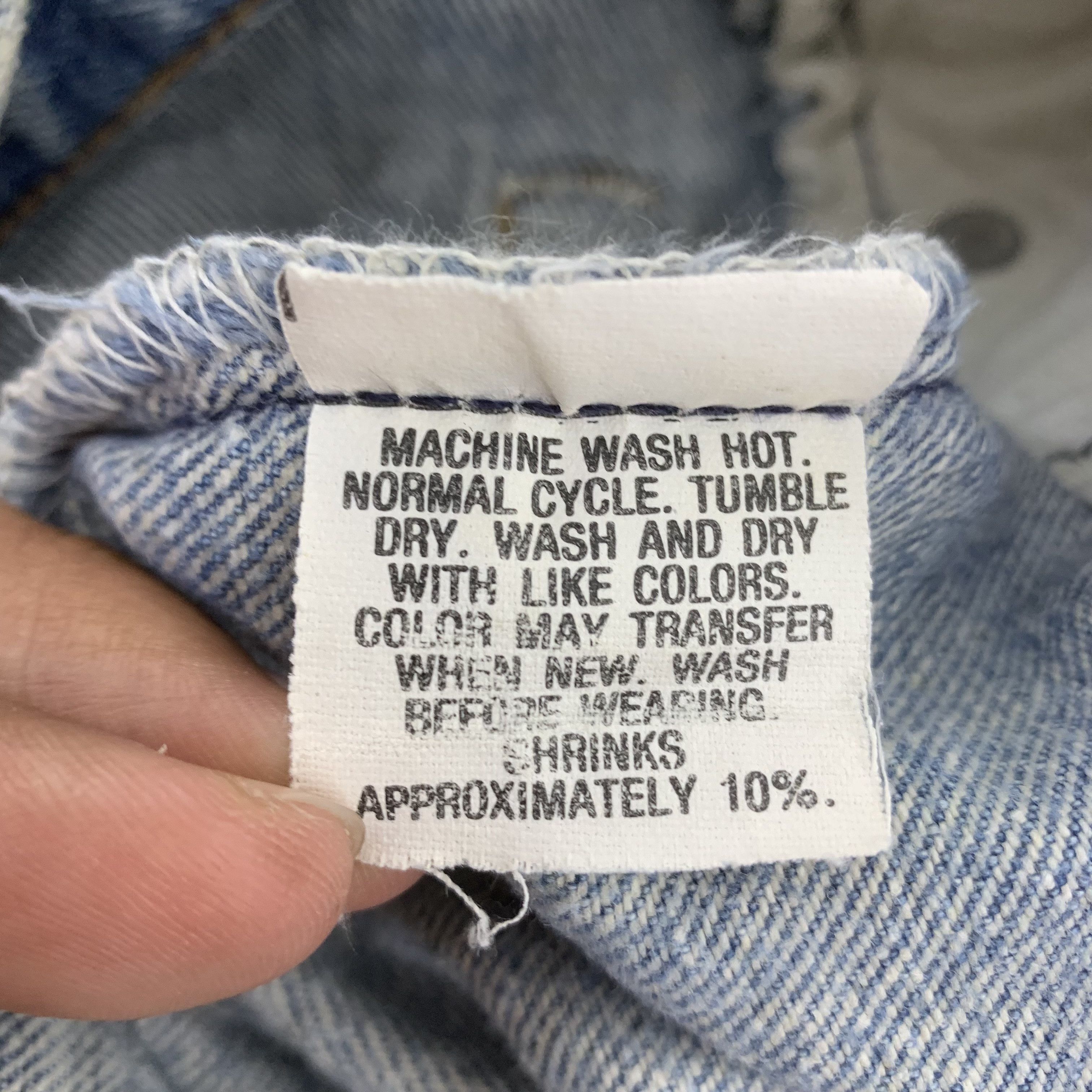 Levi's Vintage Levi's 501 Blue Denim Ripped Jeans Size US 27 - 9 Thumbnail