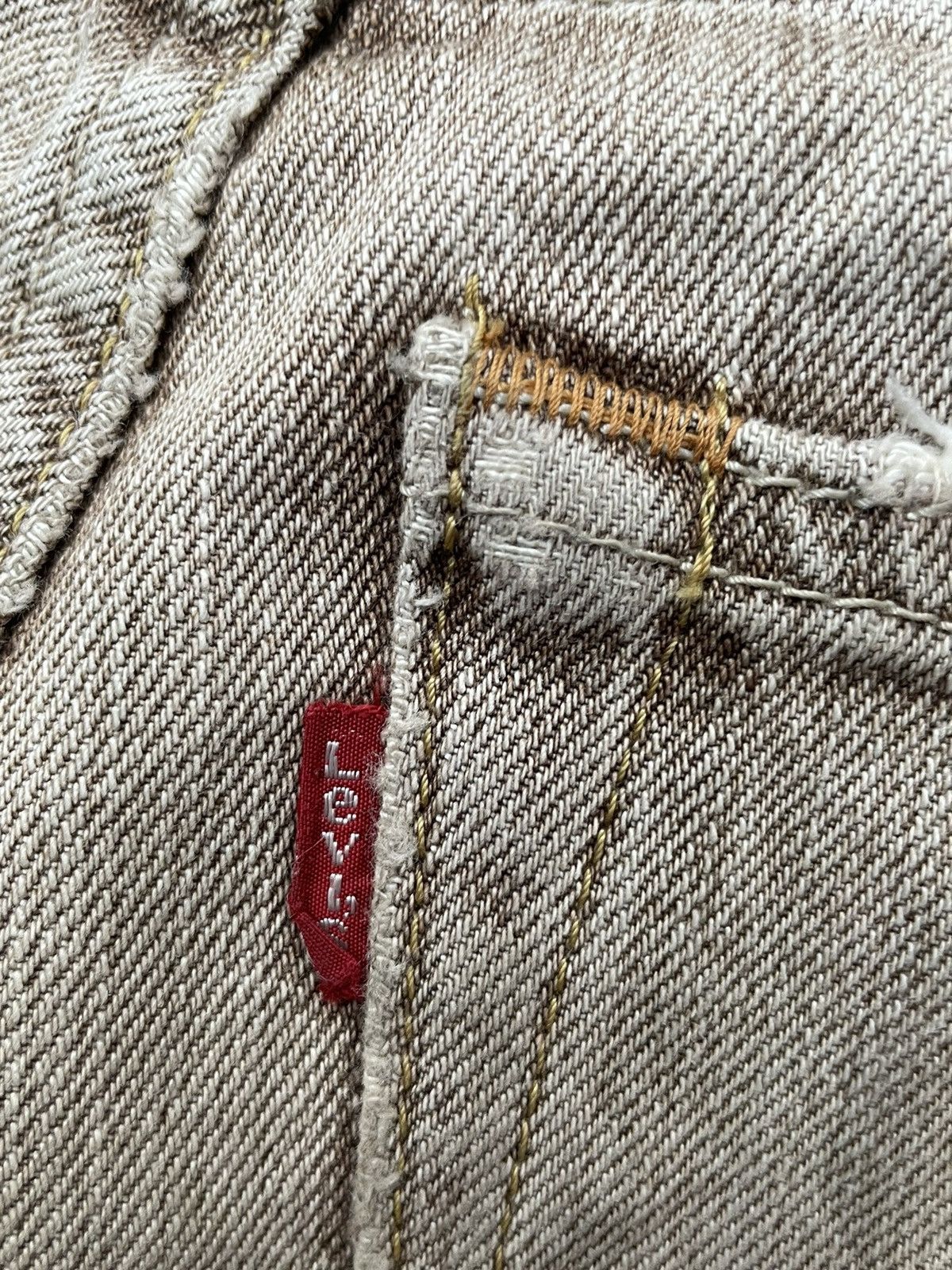 Levi's Vintage 2008 Levis 502 Faded Distresed Size US 31 - 9 Thumbnail