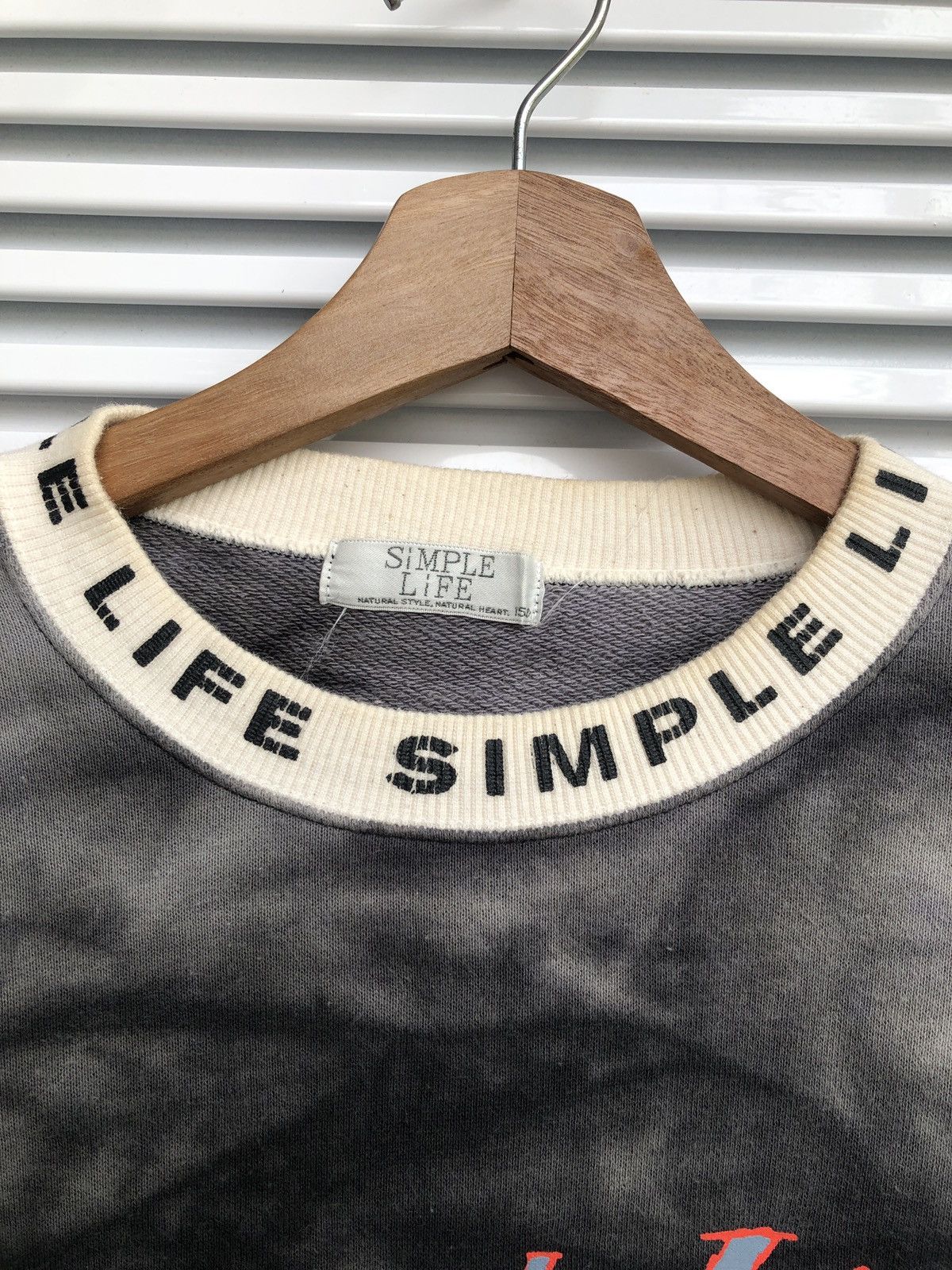 Japanese Brand Vintage Simple Life Bleached Crewneck/ Travis Flacko Scott Size US S / EU 44-46 / 1 - 5 Thumbnail