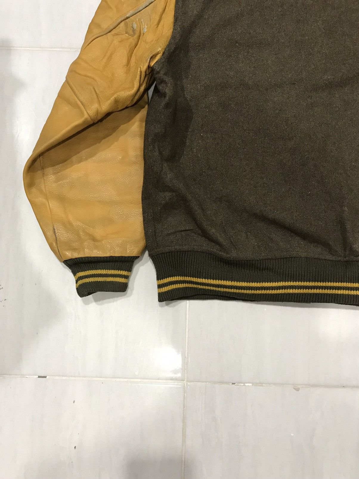 Macbeth × Vintage Vintage Mac Beth Streetwear Leather Sleeve Varsity Jacket Size US L / EU 52-54 / 3 - 11 Thumbnail