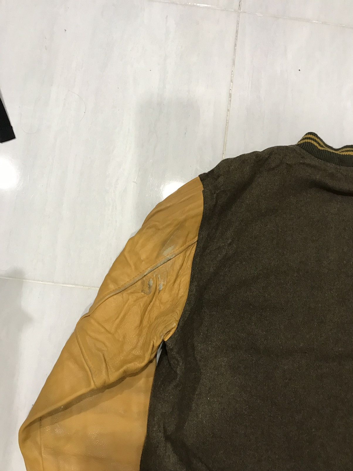 Macbeth × Vintage Vintage Mac Beth Streetwear Leather Sleeve Varsity Jacket Size US L / EU 52-54 / 3 - 9 Thumbnail