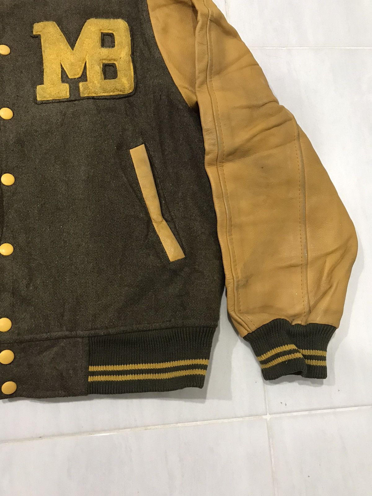 Macbeth × Vintage Vintage Mac Beth Streetwear Leather Sleeve Varsity Jacket Size US L / EU 52-54 / 3 - 4 Thumbnail