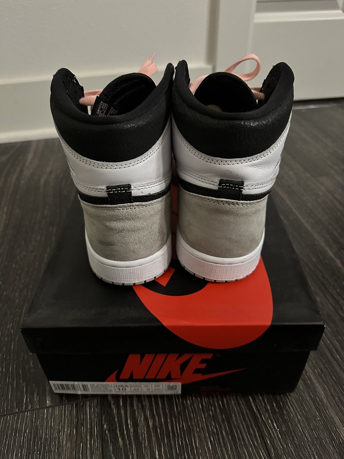 Jordan Brand Jordan 1 Retro High OG Bleached Coral Size US 10 / EU 43 - 2 Thumbnail