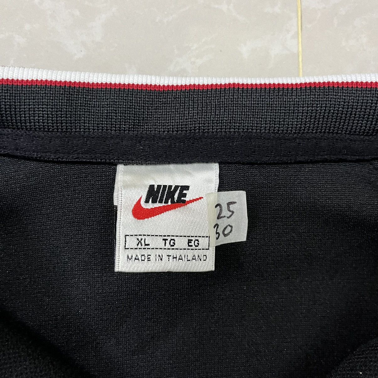 Nike × Vintage Vintage 90s Nike Track Top Windbreaker Jacket Size US XL / EU 56 / 4 - 8 Thumbnail