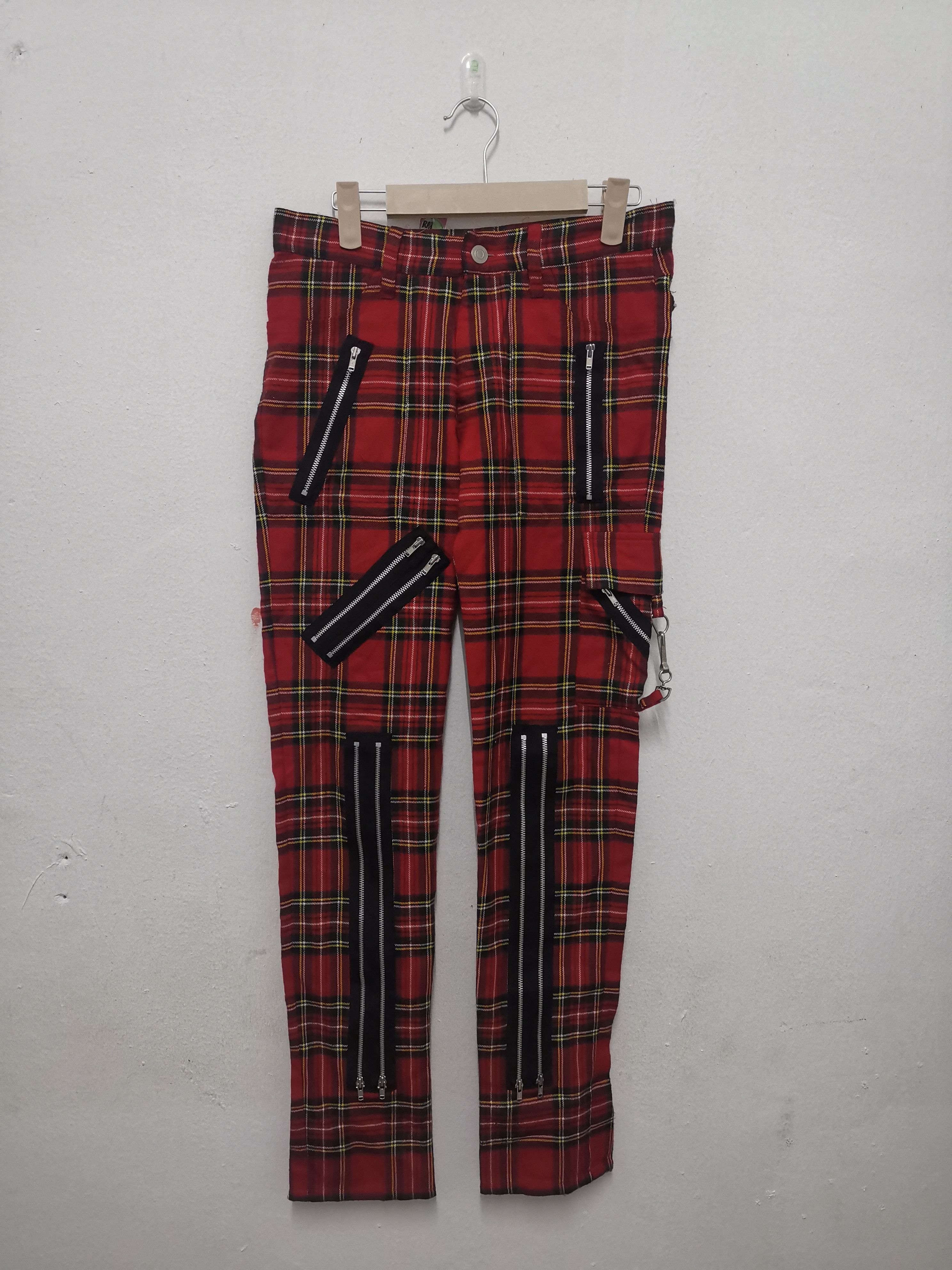 Tartan punk bondages seditionaries by 666 Japan