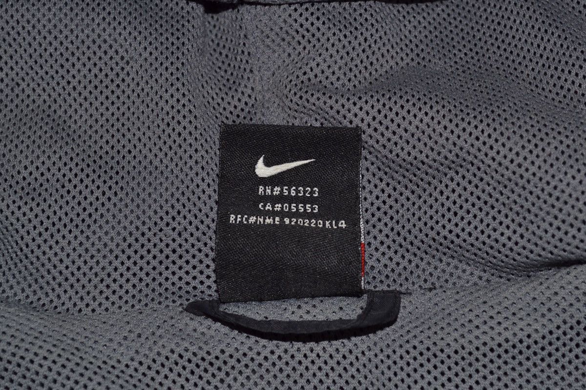 Nike × Vintage Nike Nylon Light Jacket Vintage Size US XL / EU 56 / 4 - 13 Thumbnail