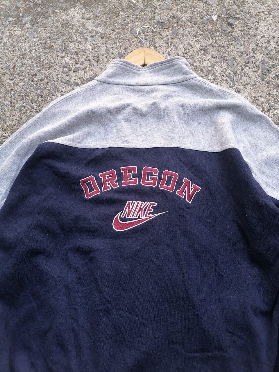 Nike × Vintage Vintage 90s Nike Oregon Jacket Size US L / EU 52-54 / 3 - 2 Thumbnail