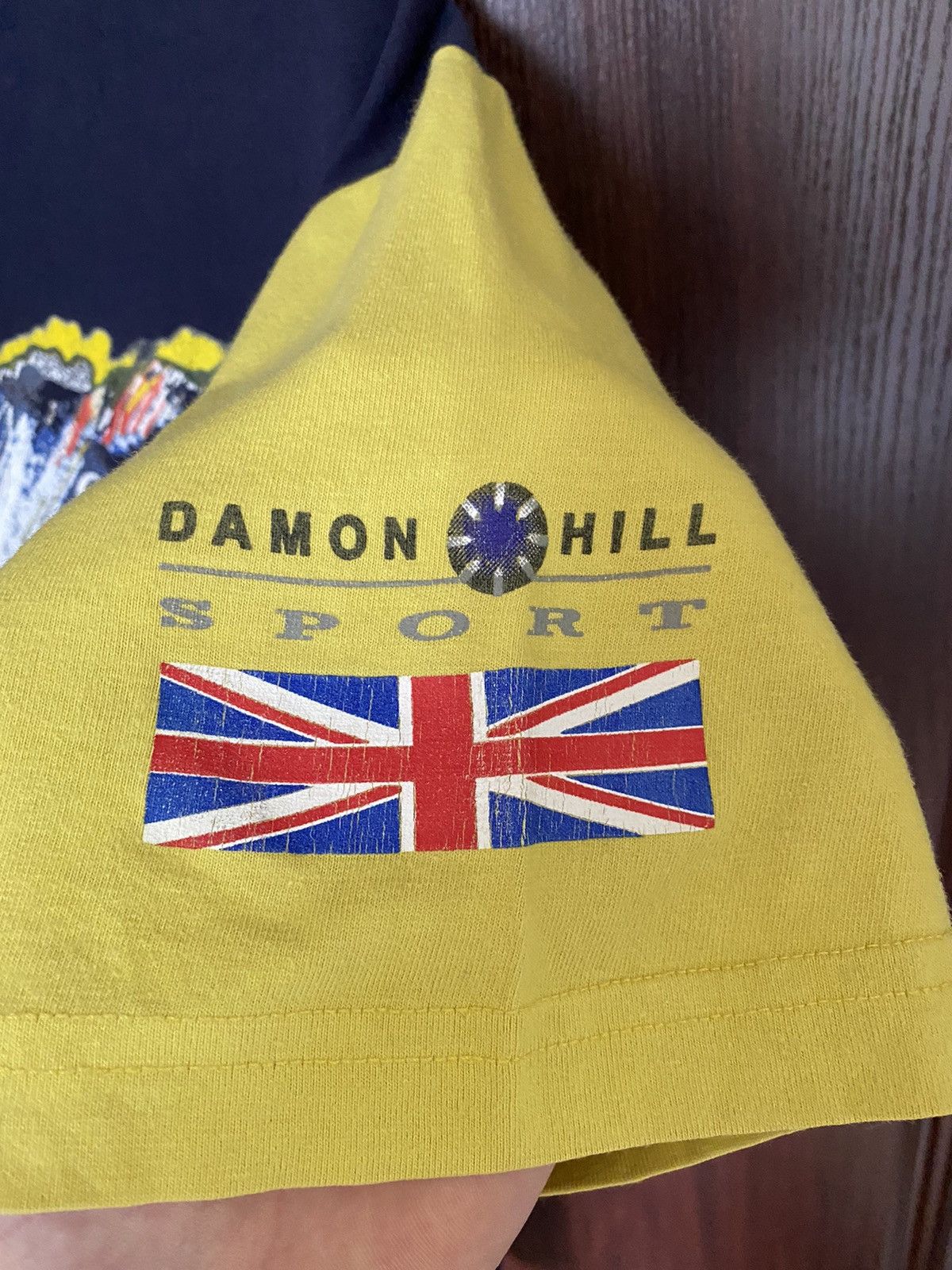 Vintage Vintage Damon Hill 1998 T Shirt Tee Renault BMW Schumacher Size US L / EU 52-54 / 3 - 6 Thumbnail