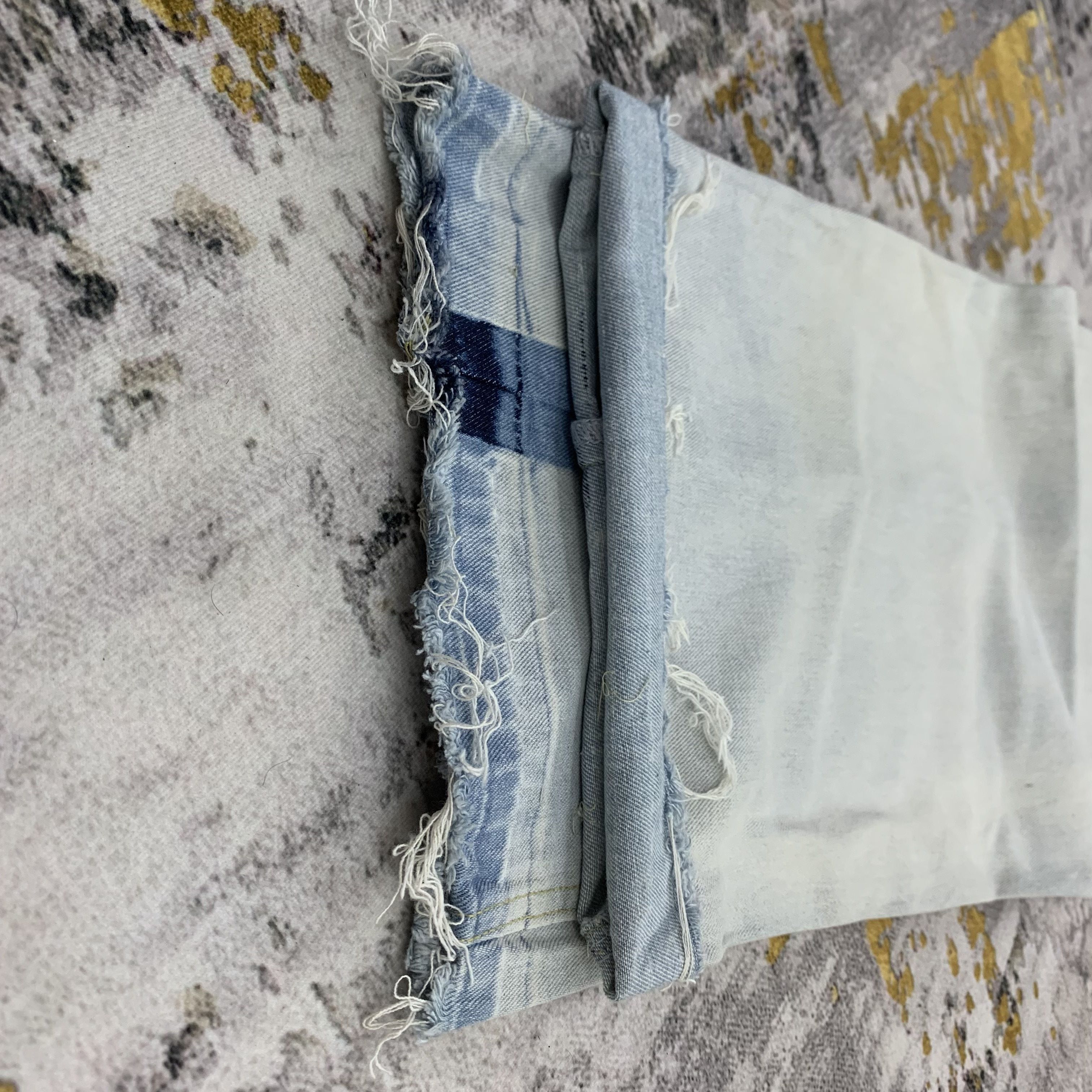 Japanese Brand Blue Light Wash Baggy Jeans On line Size US 29 - 8 Thumbnail