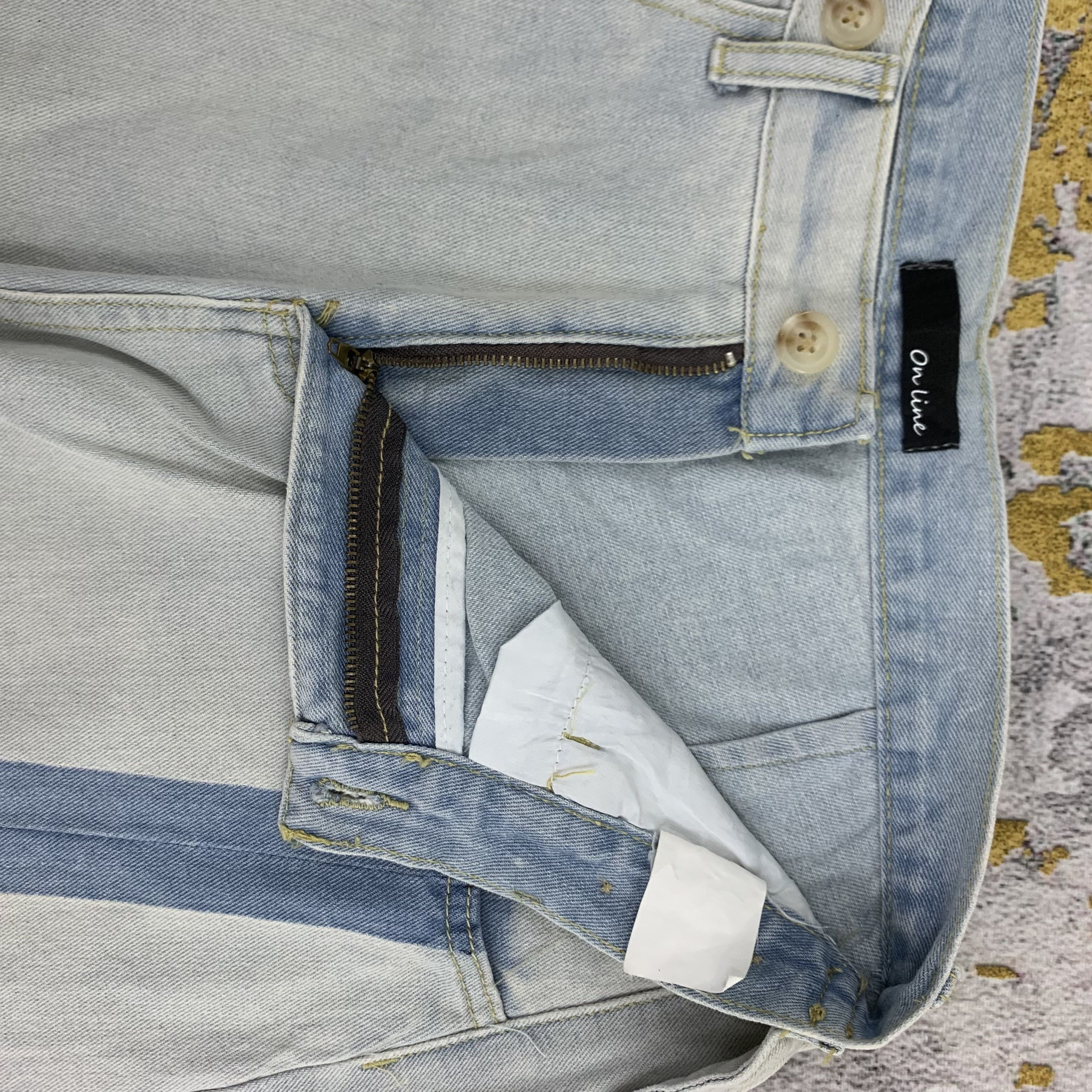 Japanese Brand Blue Light Wash Baggy Jeans On line Size US 29 - 3 Thumbnail